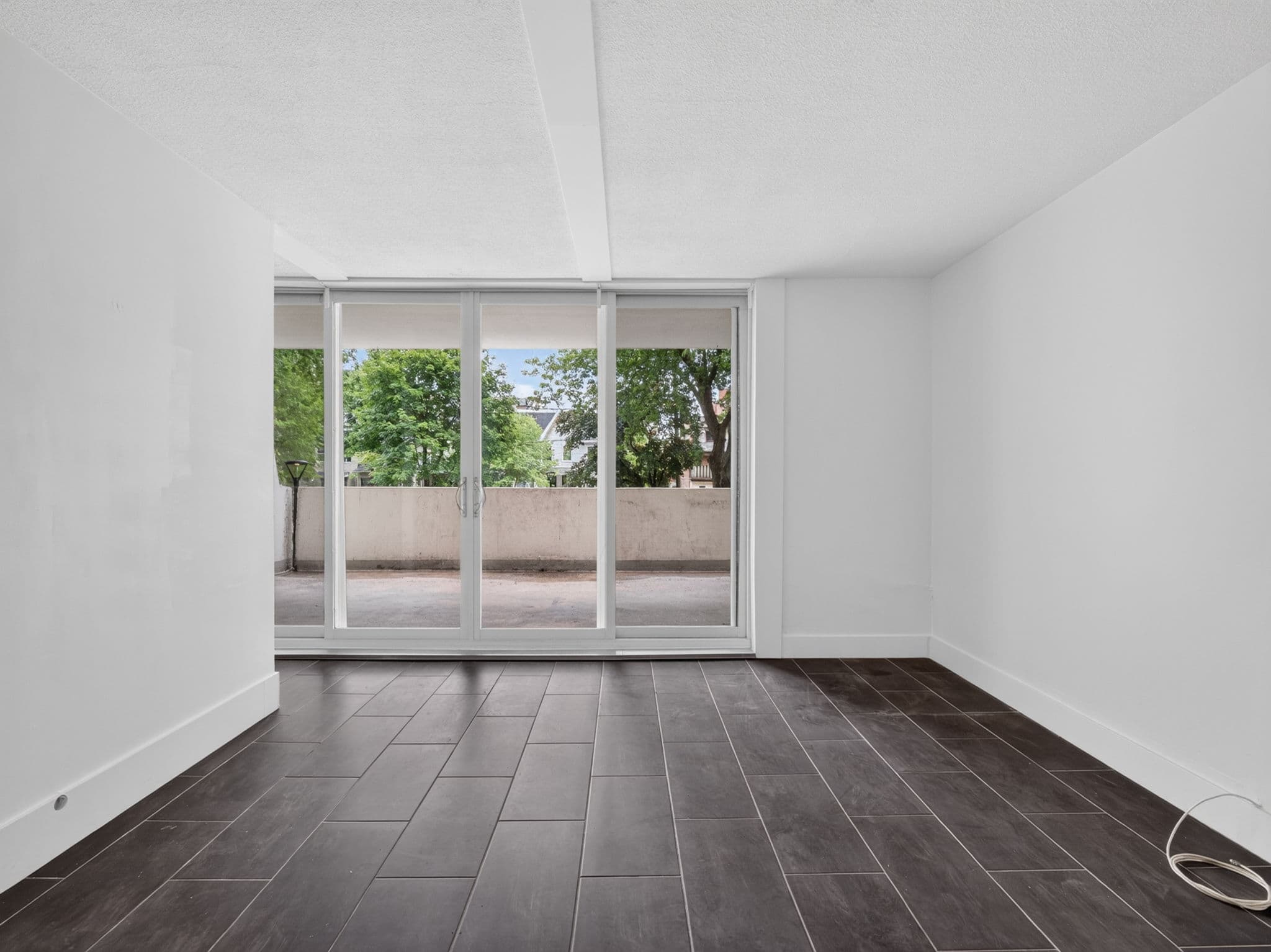 40 Homewood Ave Unit 210 Toronto, ON M4Y 2K2
