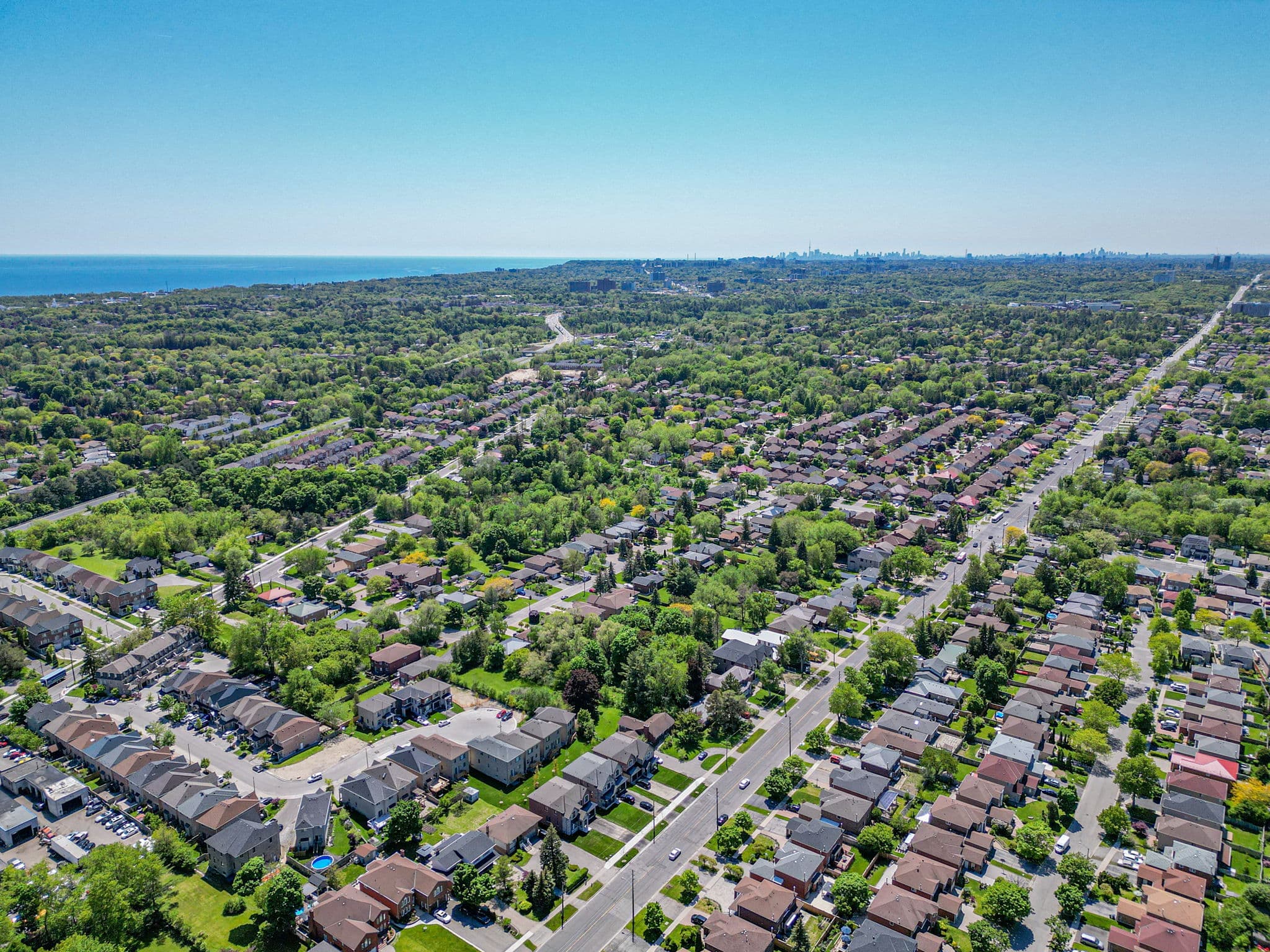 4027 Ellesmere Rd Toronto, ON M1C 1J3