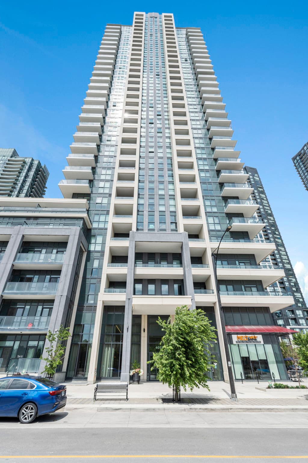 4055 Parkside Village Dr Unit 2021 Mississauga, ON L5B 0K8