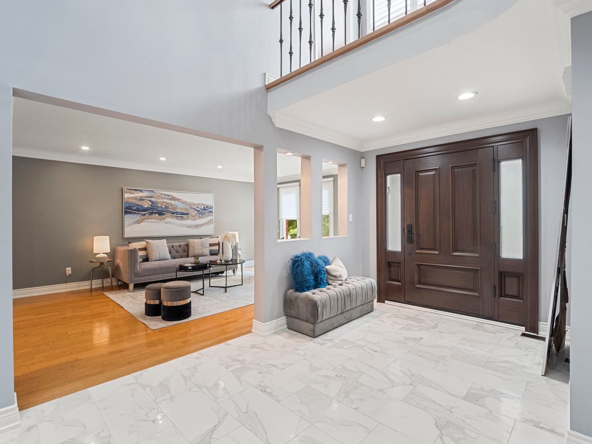 41 Hefhill Ct Vaughan, ON L4J 7L9