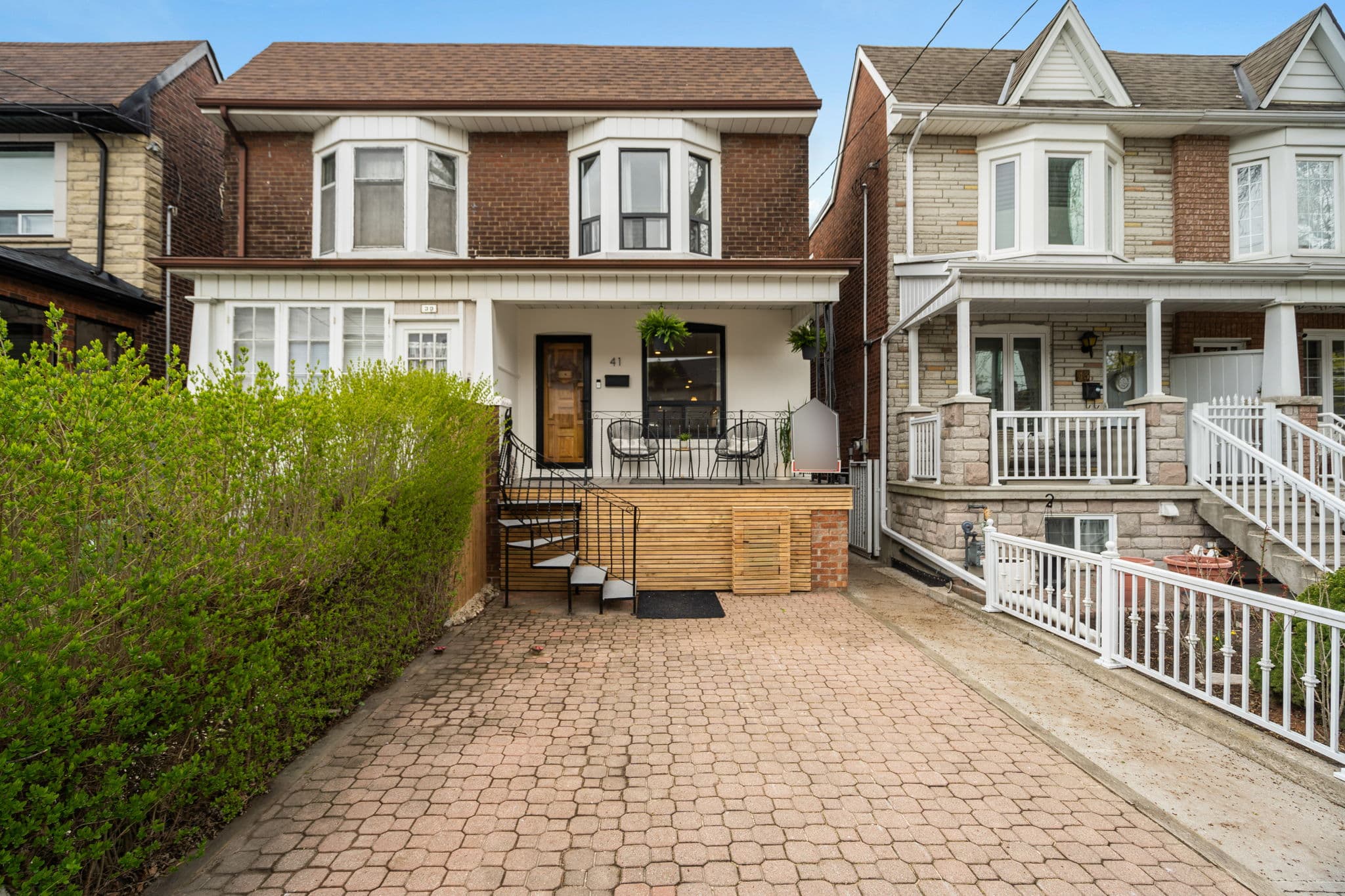 41 Talbot St Toronto, ON M6N 1G5