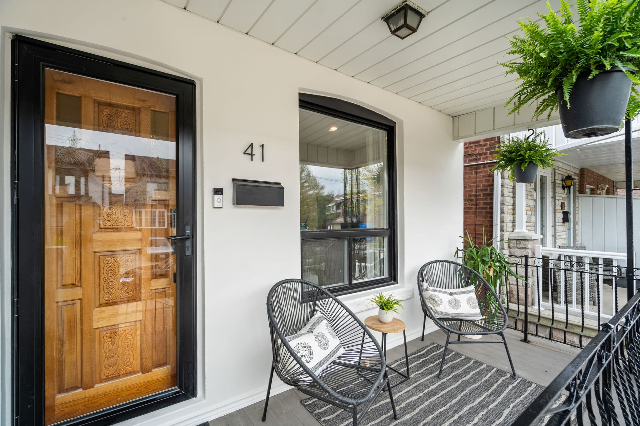 41 Talbot St Toronto, ON M6N 1G5