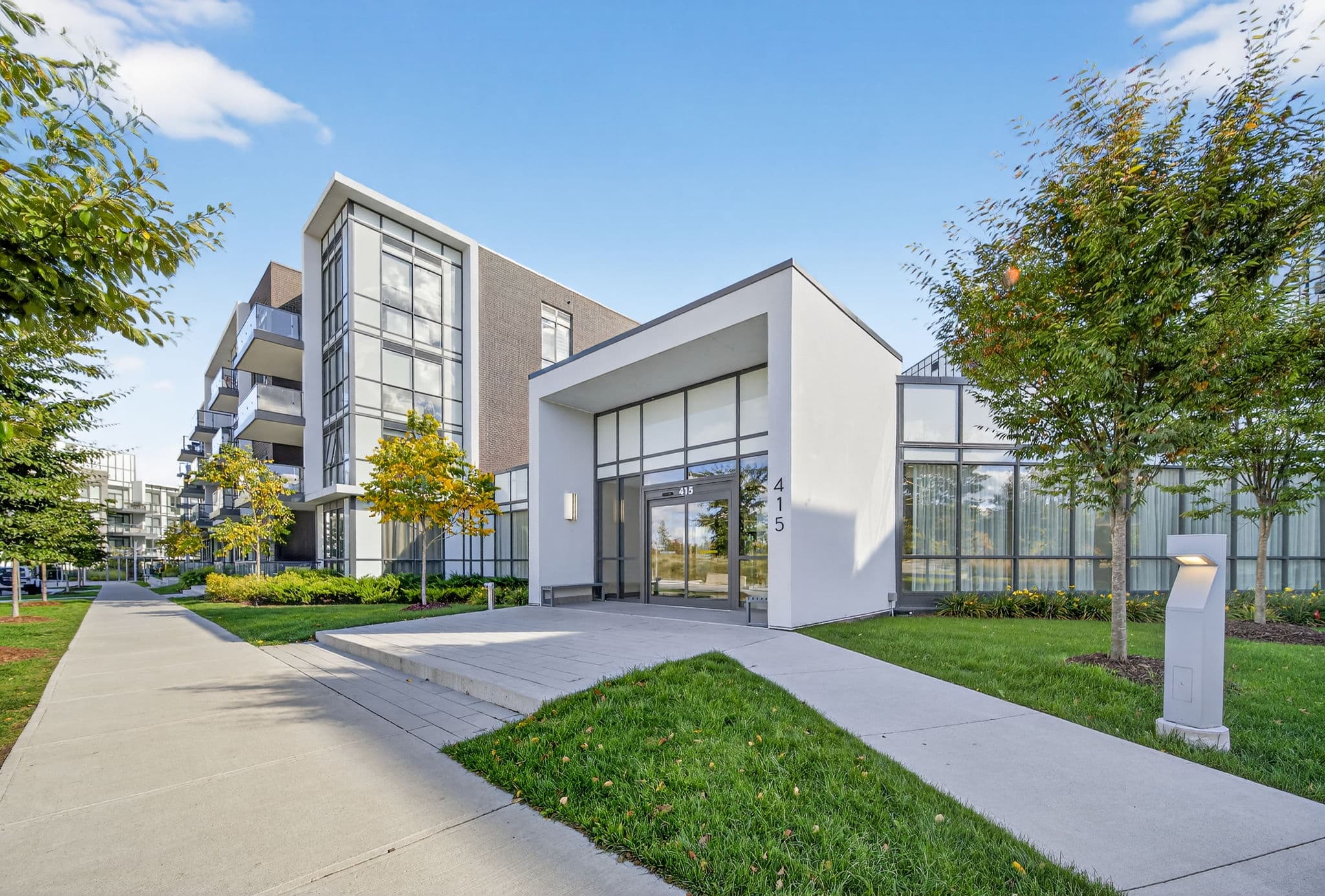 415 Sea Ray Ave unit 435 Innisfil, ON L9S 0R5