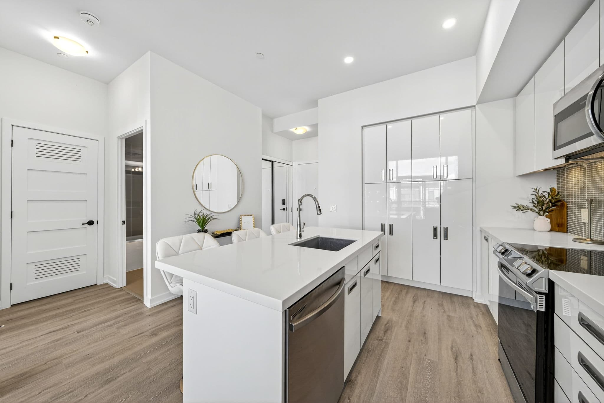 415 Sea Ray Ave unit 435 Innisfil, ON L9S 0R5