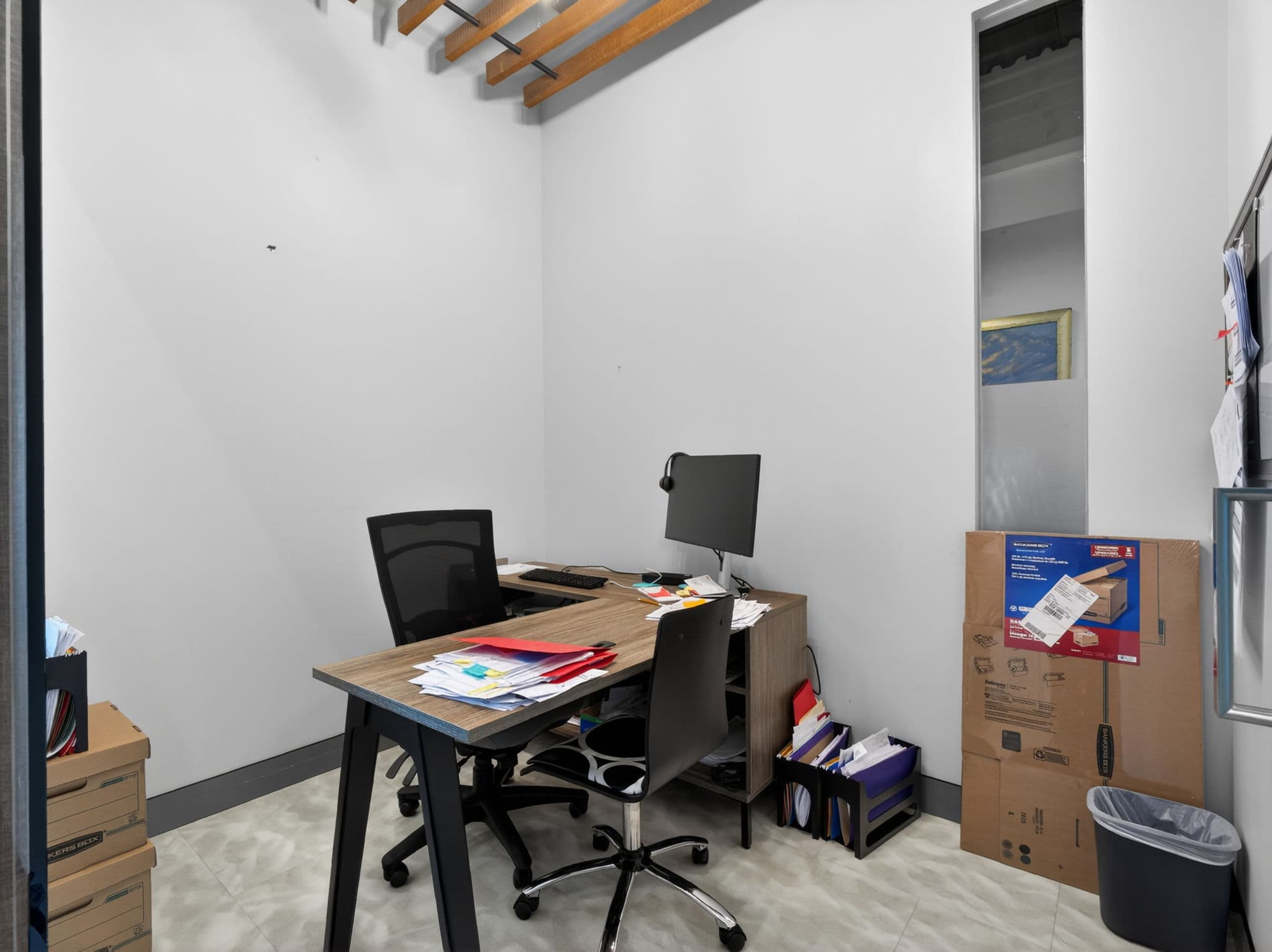 418 Iroquois Shore Rd Unit 207 Oakville, ON L6H 0X7