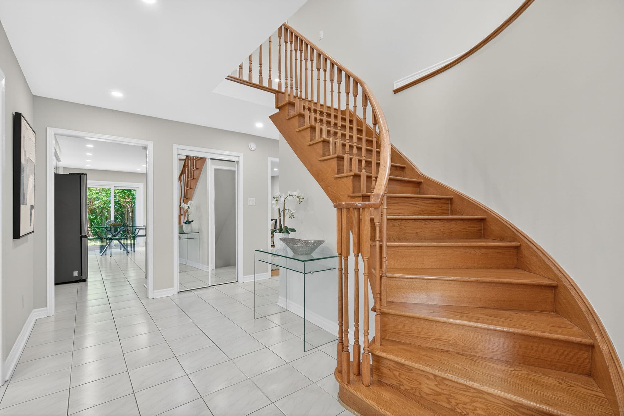 43 Keremeos Crescent Richmond Hill, ON L4C 9R9