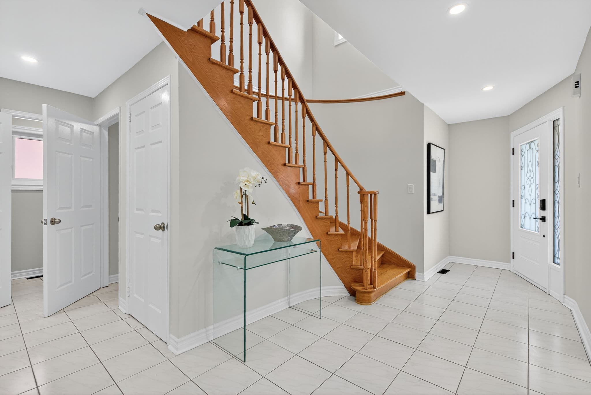 43 Keremeos Crescent Richmond Hill, ON L4C 9R9