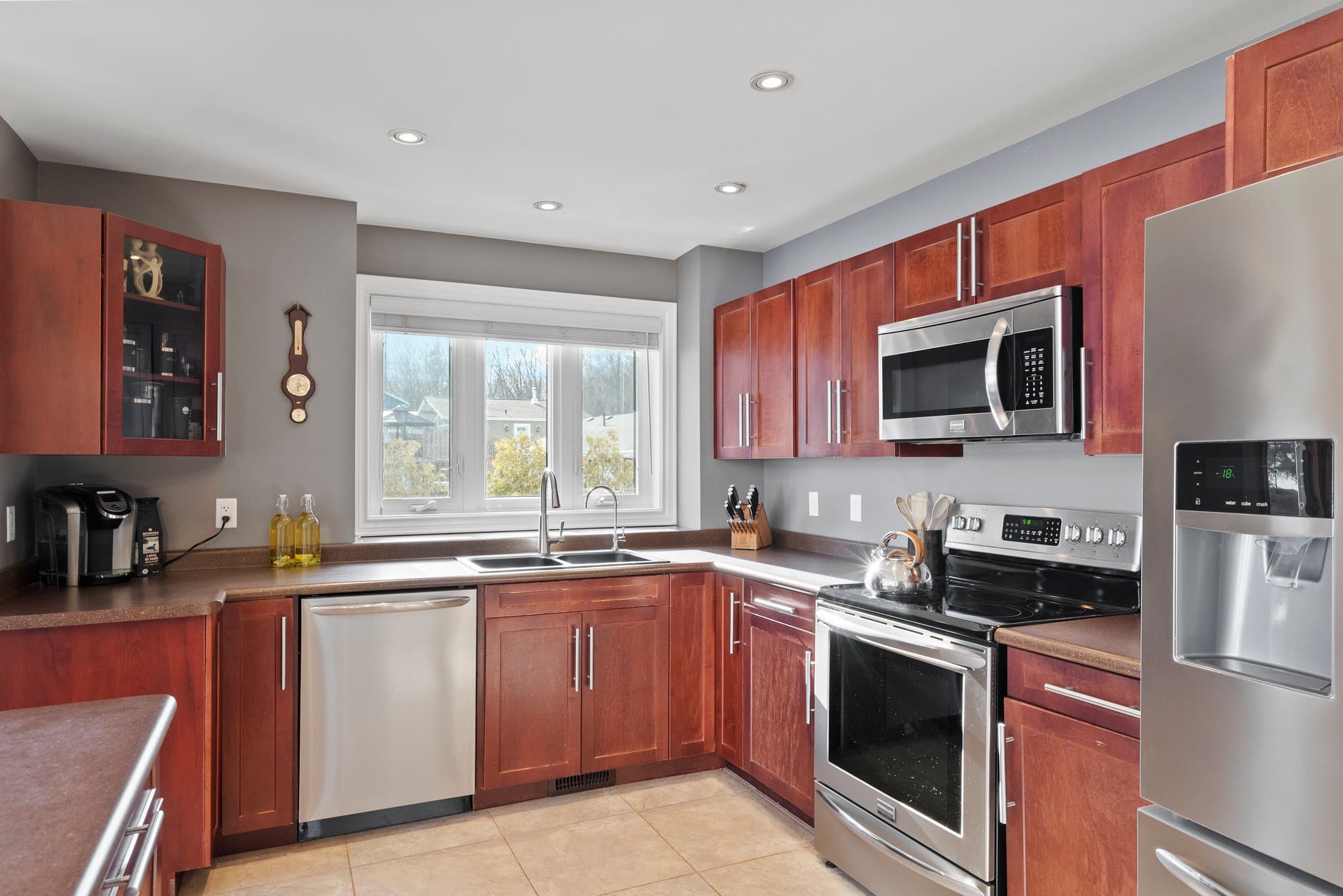 4317 Lakeview Dr Orillia, ON L3V 6H7