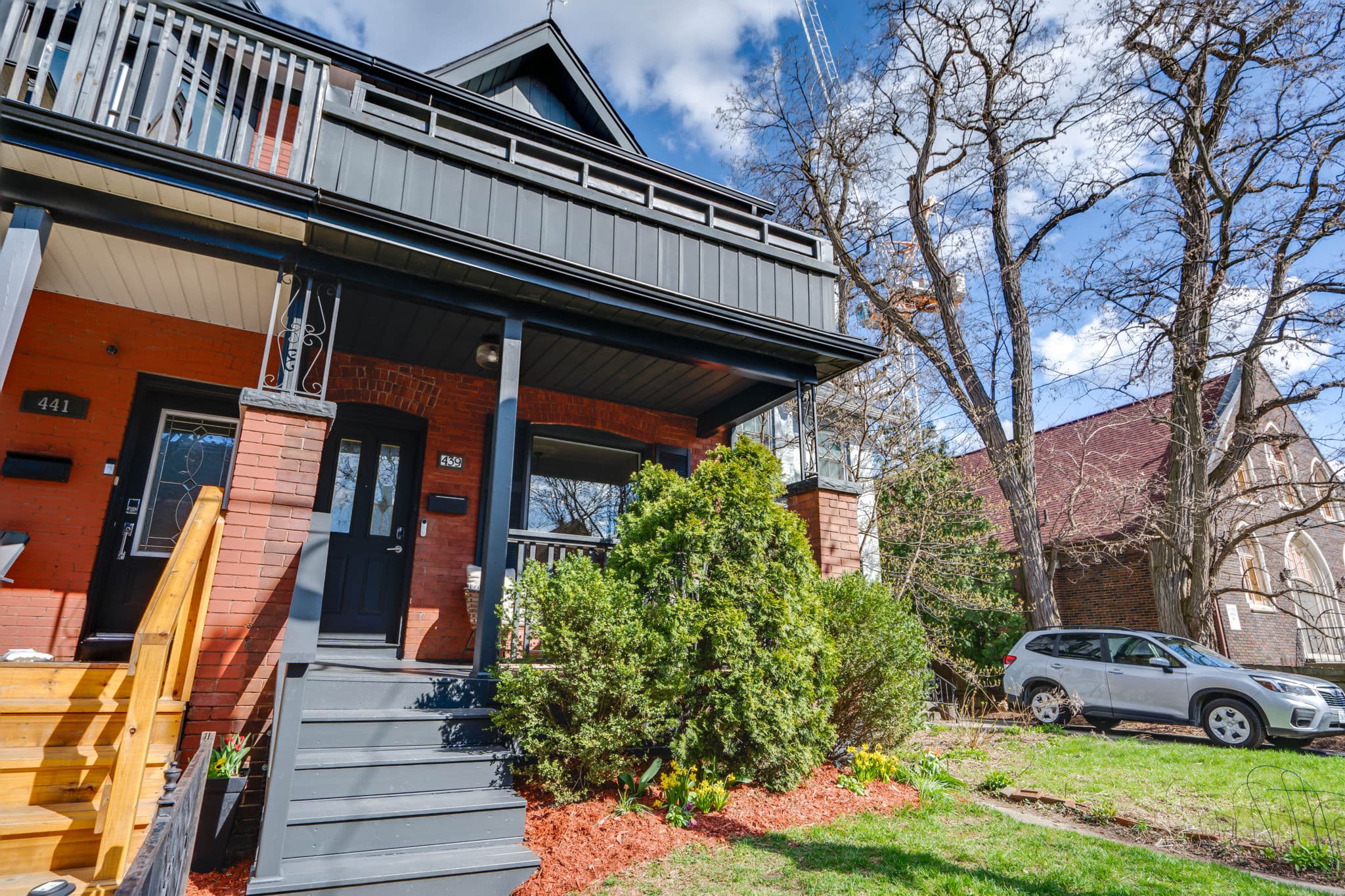 439 Pacific Ave Toronto, ON M6P 2R3