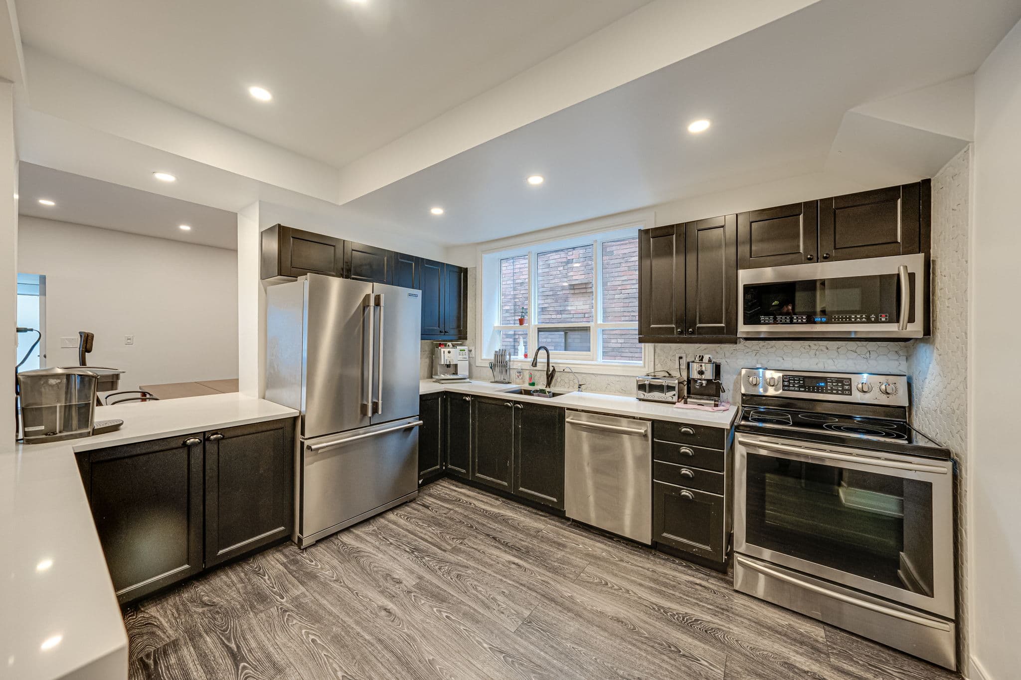 443 Symington Ave Toronto, ON M6N 2W4