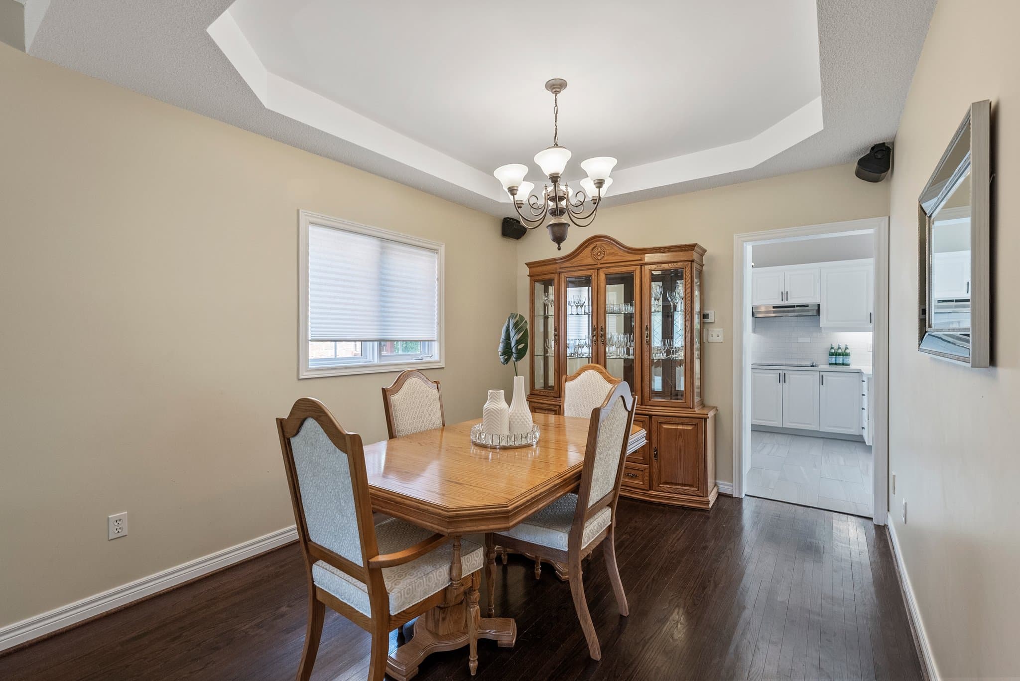 45 Pinnacle Trail Aurora, ON L4G 7G6