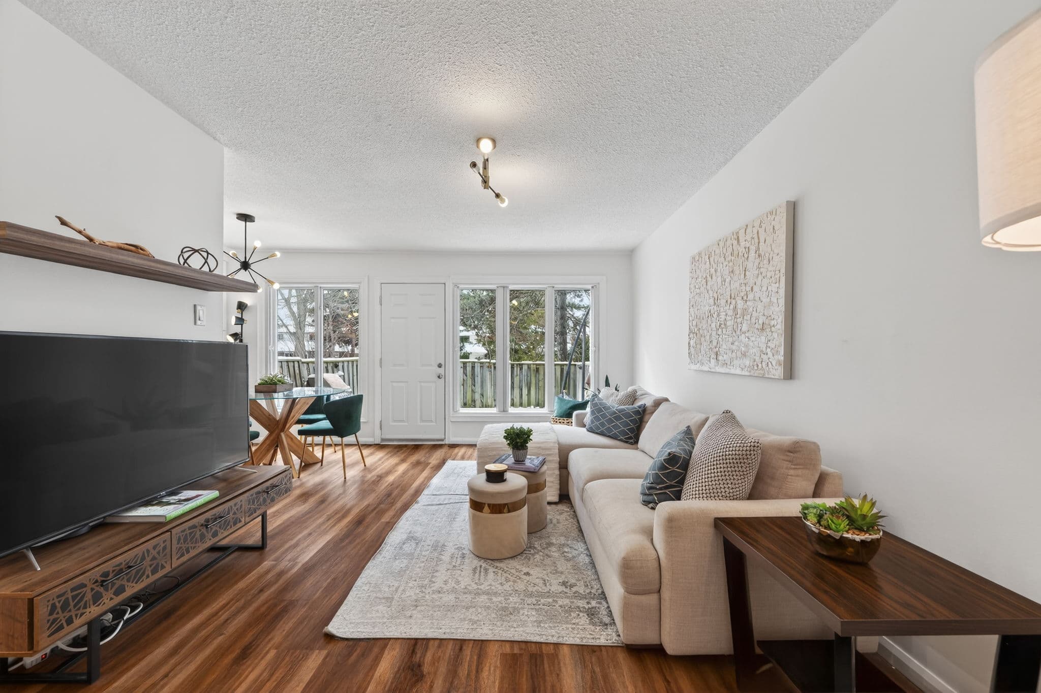 46 Rock Fern Way Toronto, ON M2J 4N3