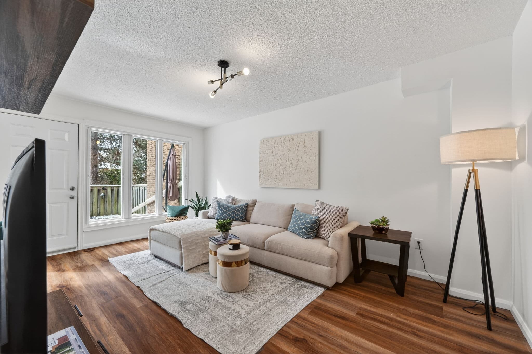 46 Rock Fern Way Toronto, ON M2J 4N3