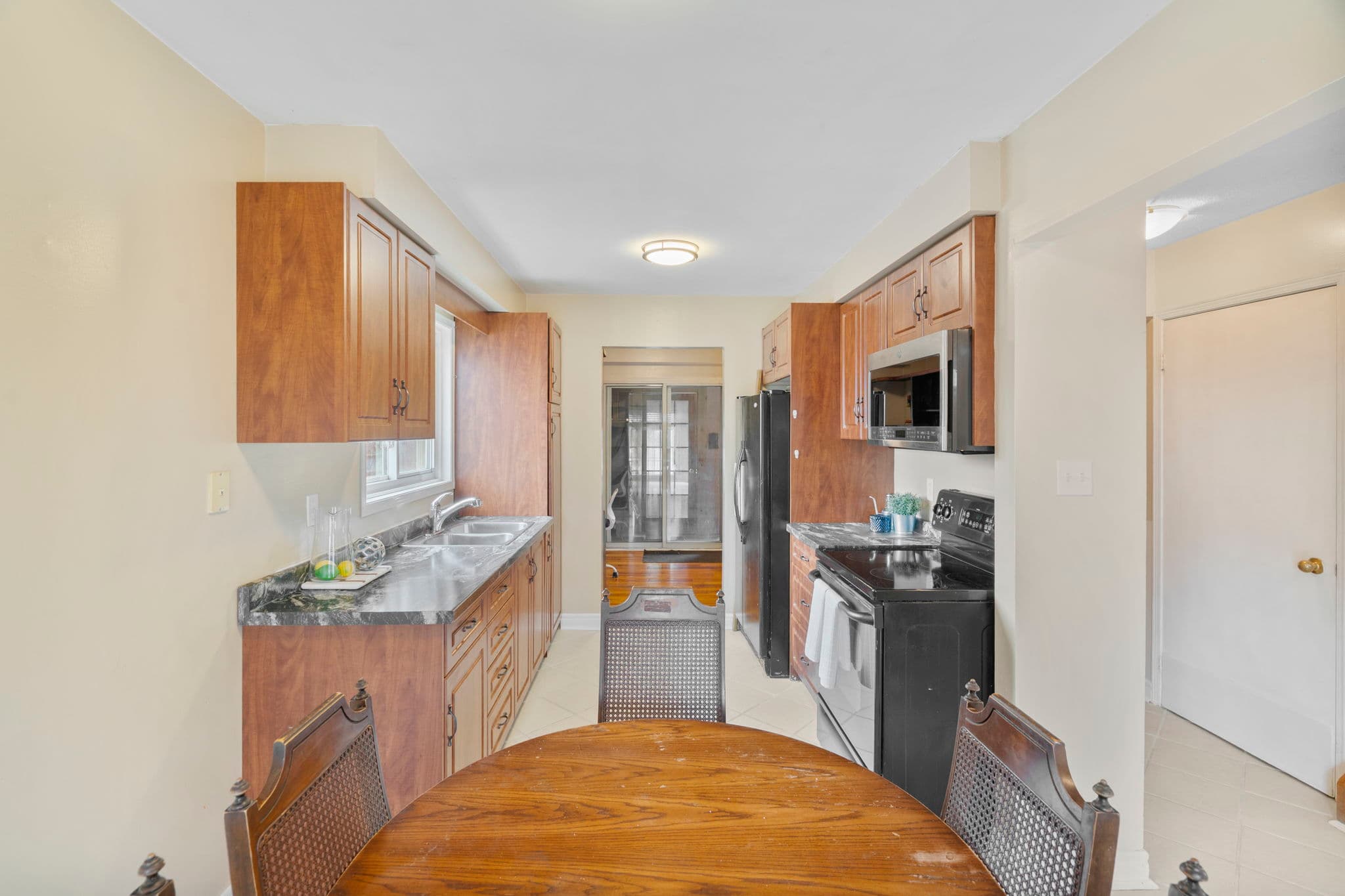 462 Haines St New Tecumseth, ON L0G 1A0