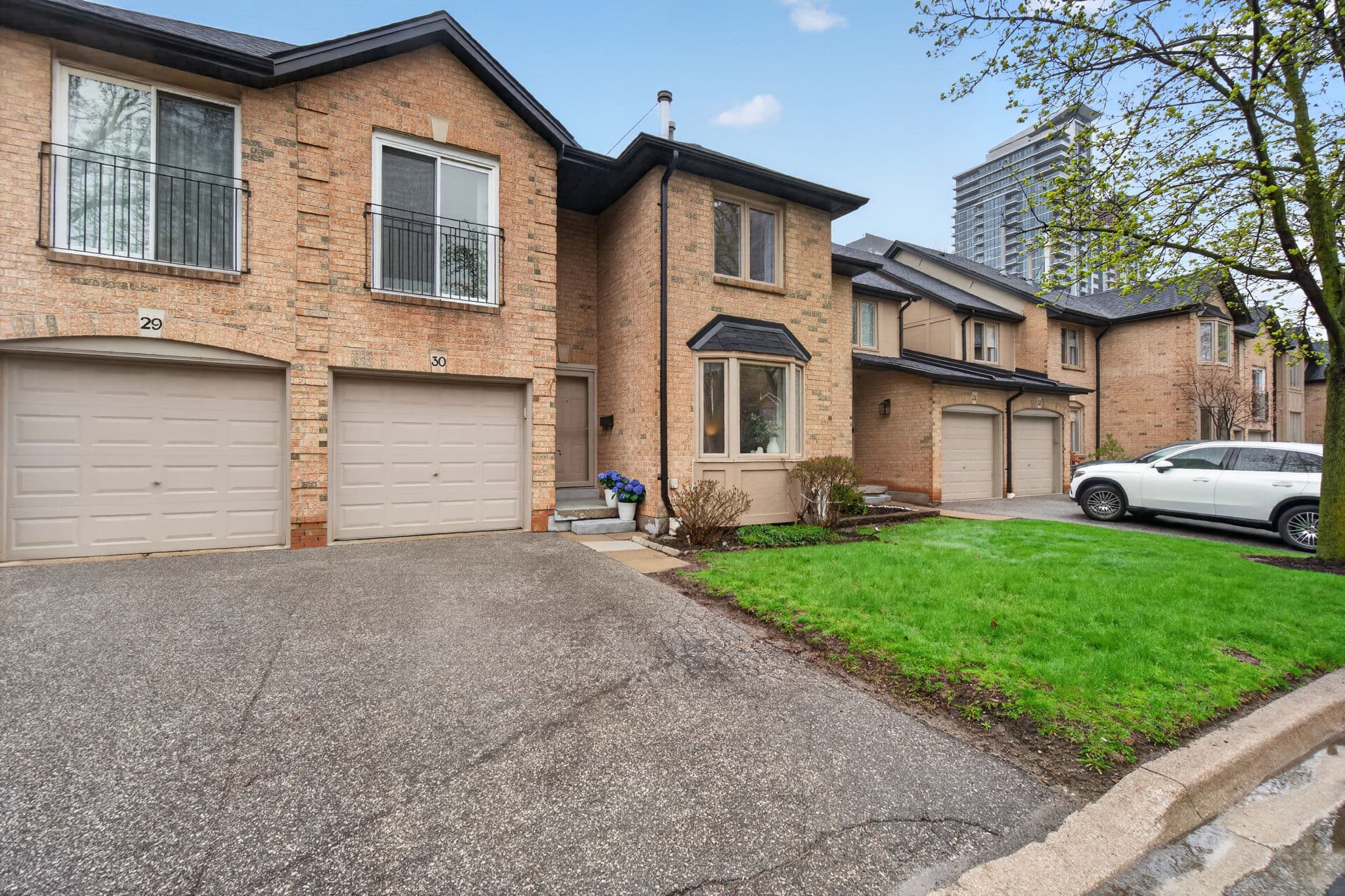4635 Regents Terrace Unit 30 Mississauga, ON L5R 1W9
