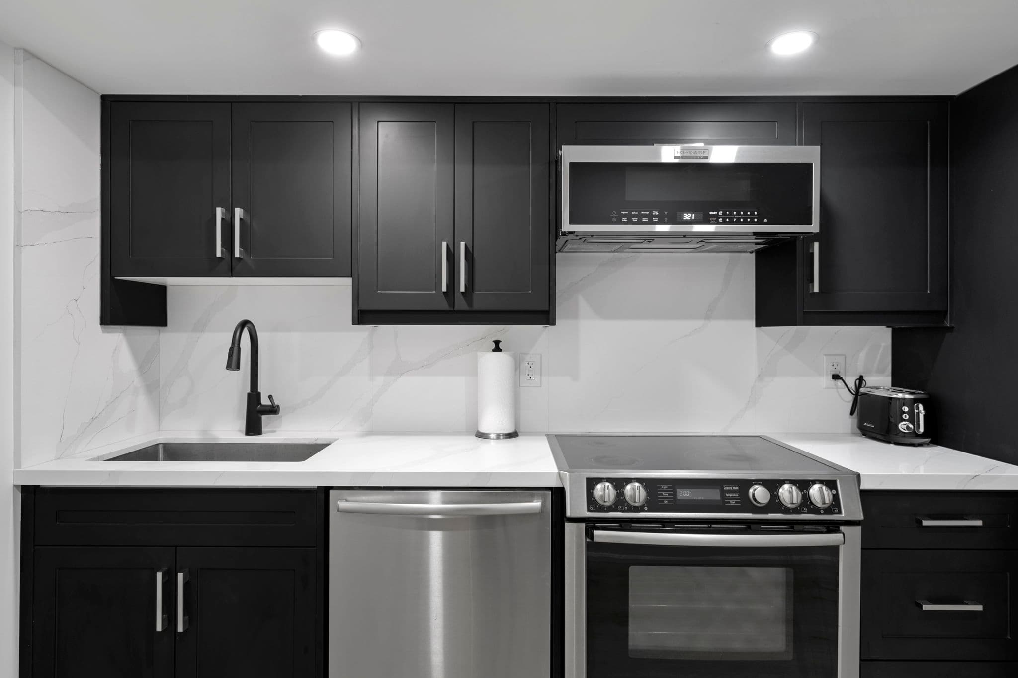 4649 Harbottle Rd Burlington, ON L7M 0E2
