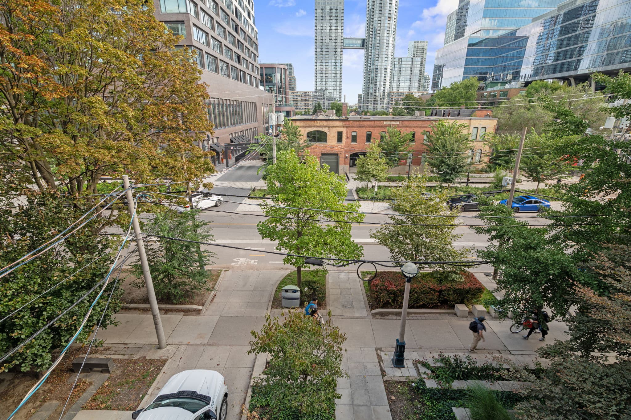 468 Wellington St W Unit 300 Toronto, ON M5V 1E7