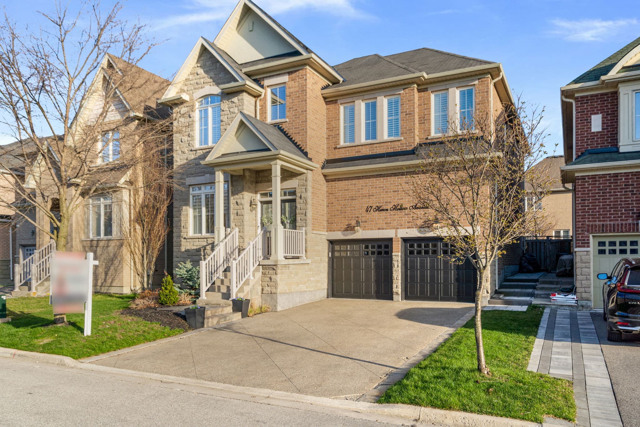 47 Heron Hollow Ave Richmond Hill, ON L4E 0V7