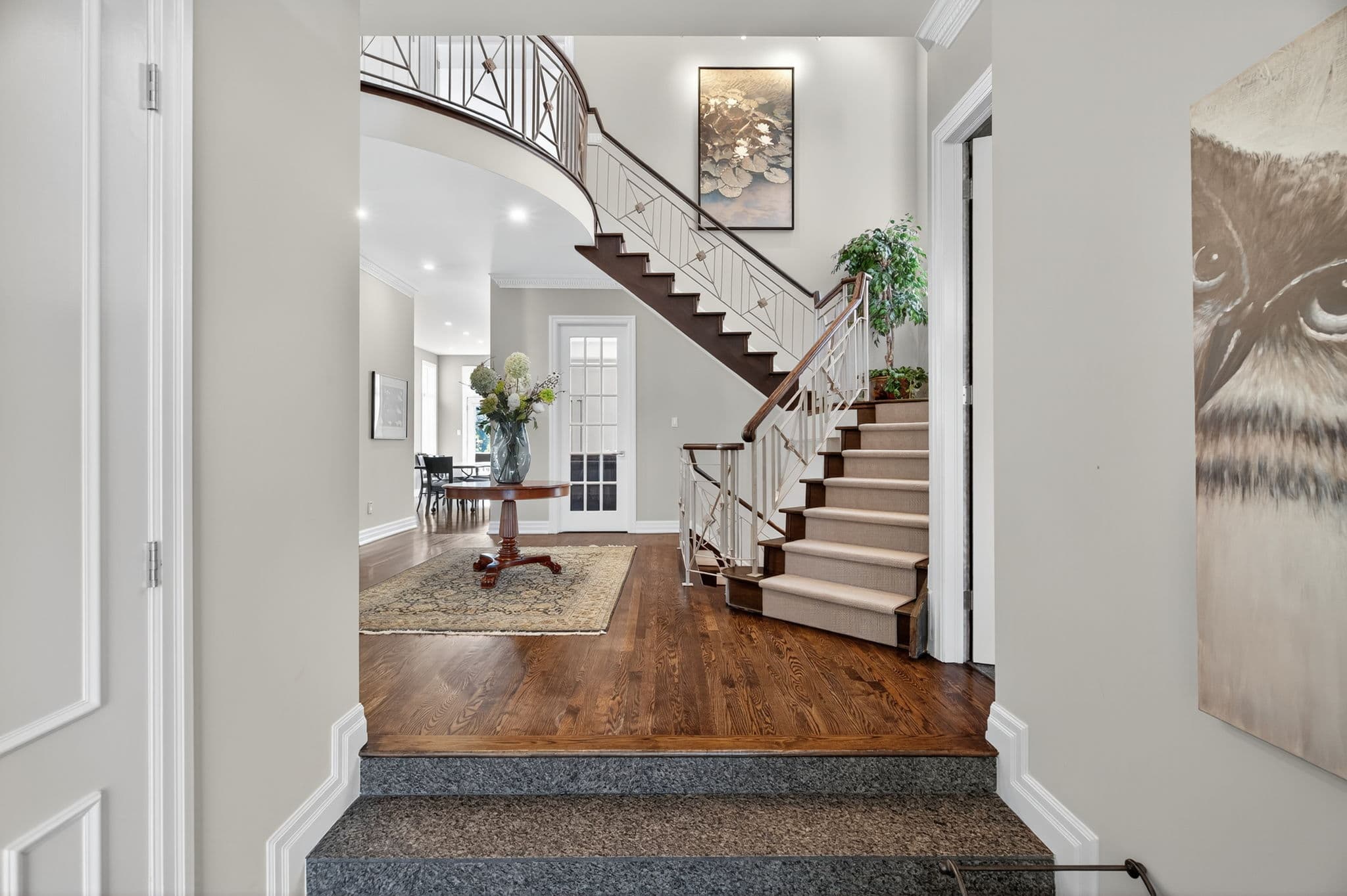 471 Cranbrooke Ave Toronto, ON M5M 1N6