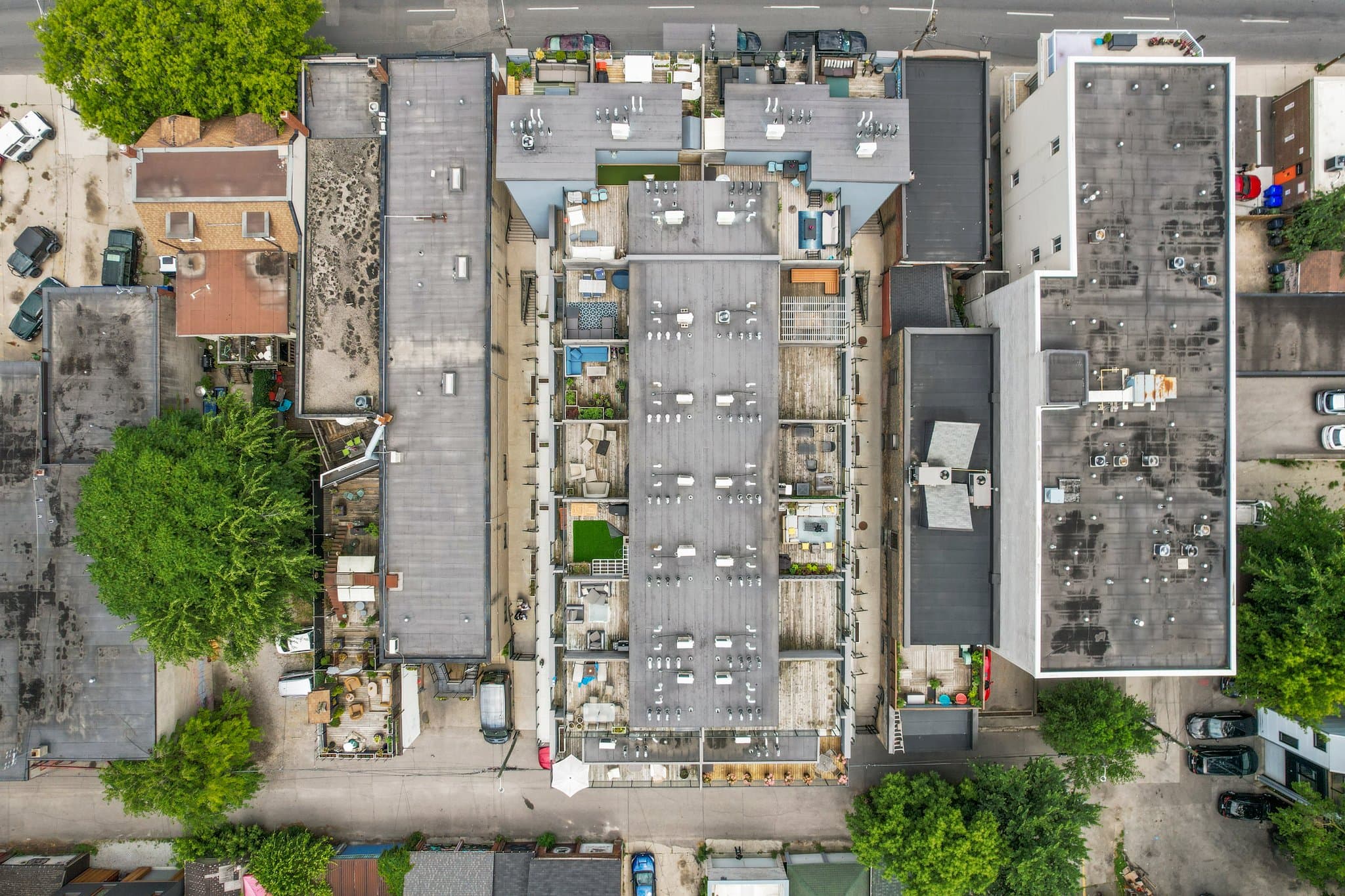 483 Dupont St Unit 112 Toronto, ON M6G 1Y6