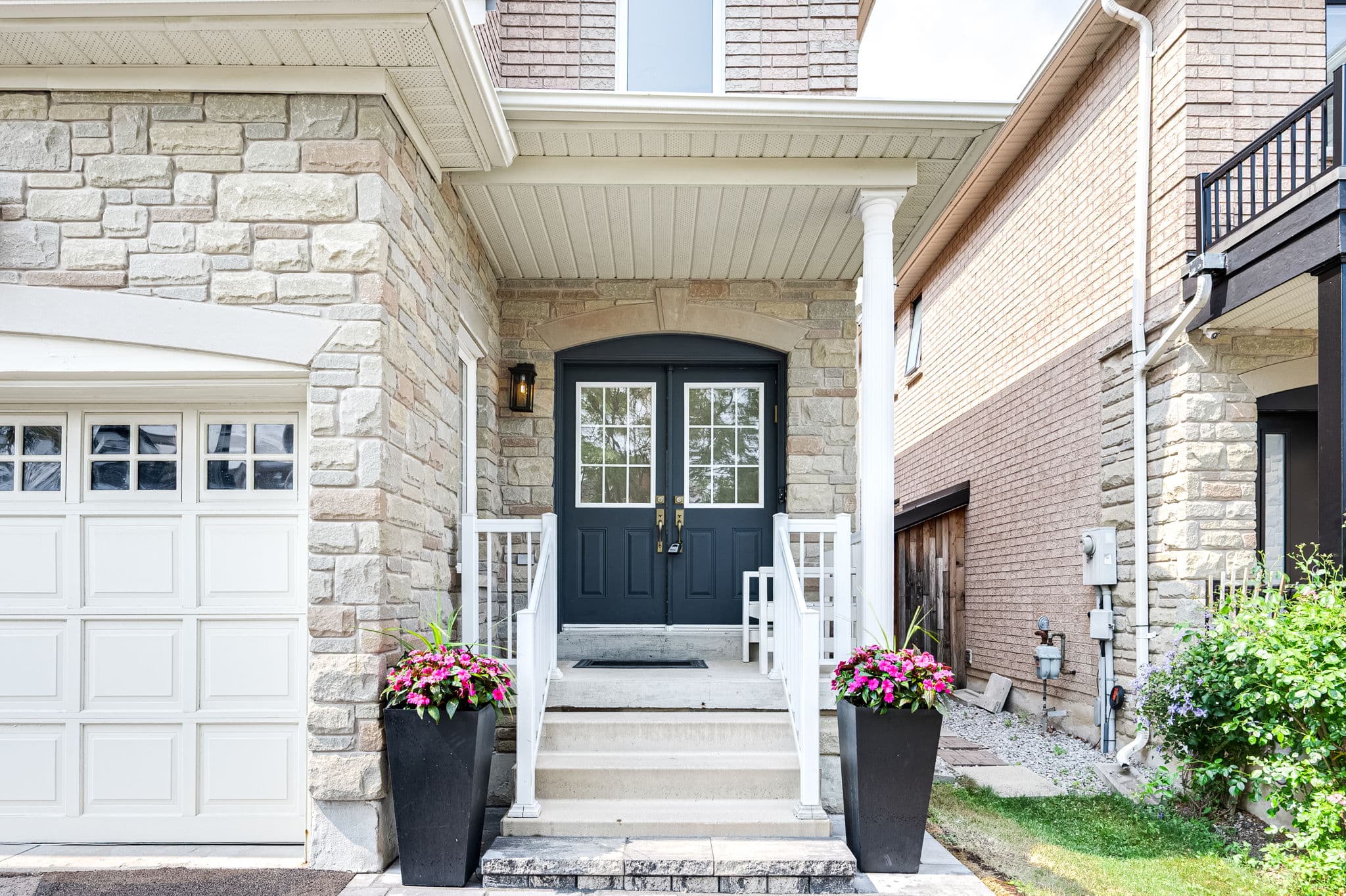 486 Apple Blossom Dr Vaughan, ON L4J 9A3