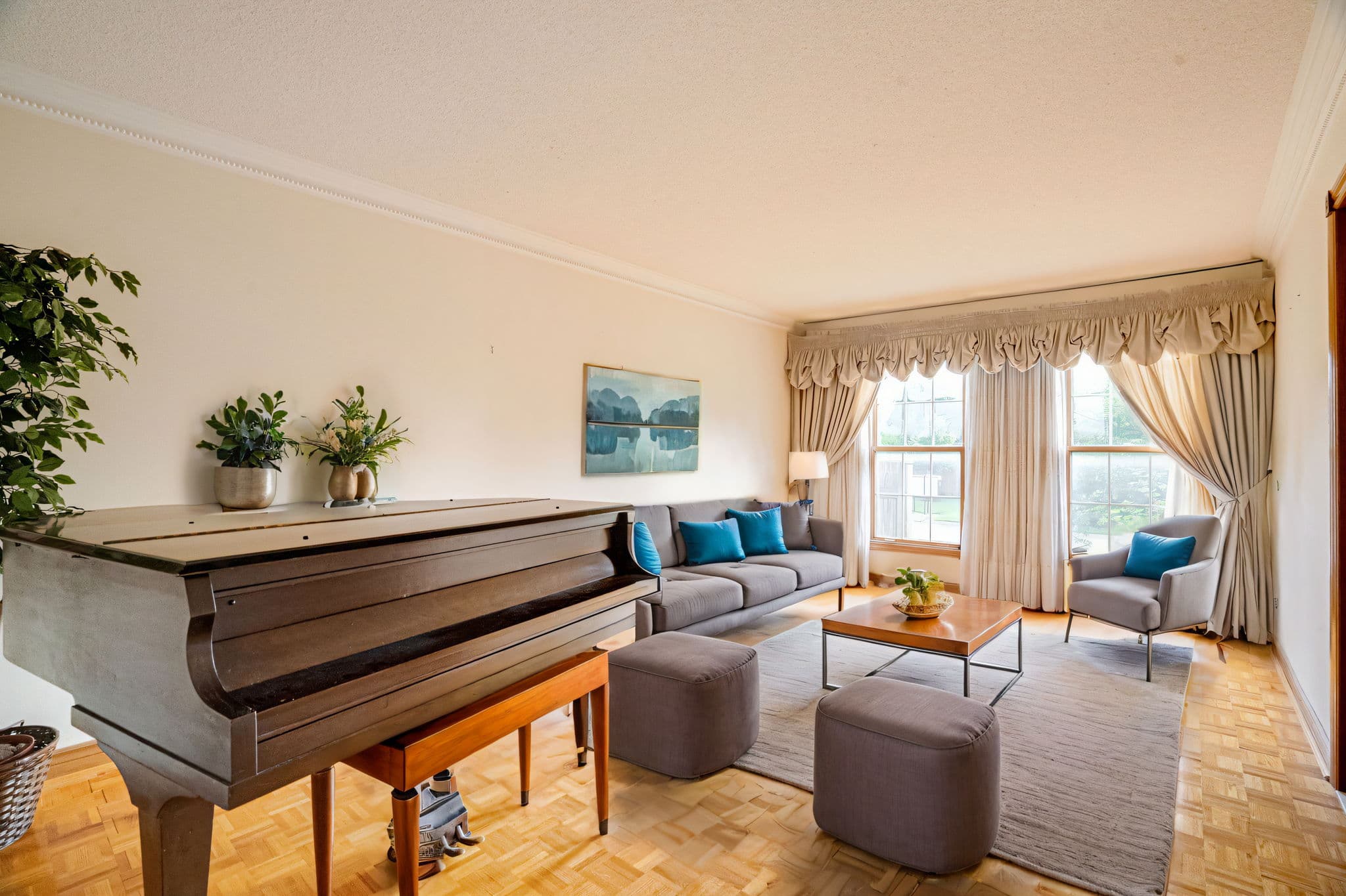 487 Palmer Ave Richmond Hill, ON L4B 3B9