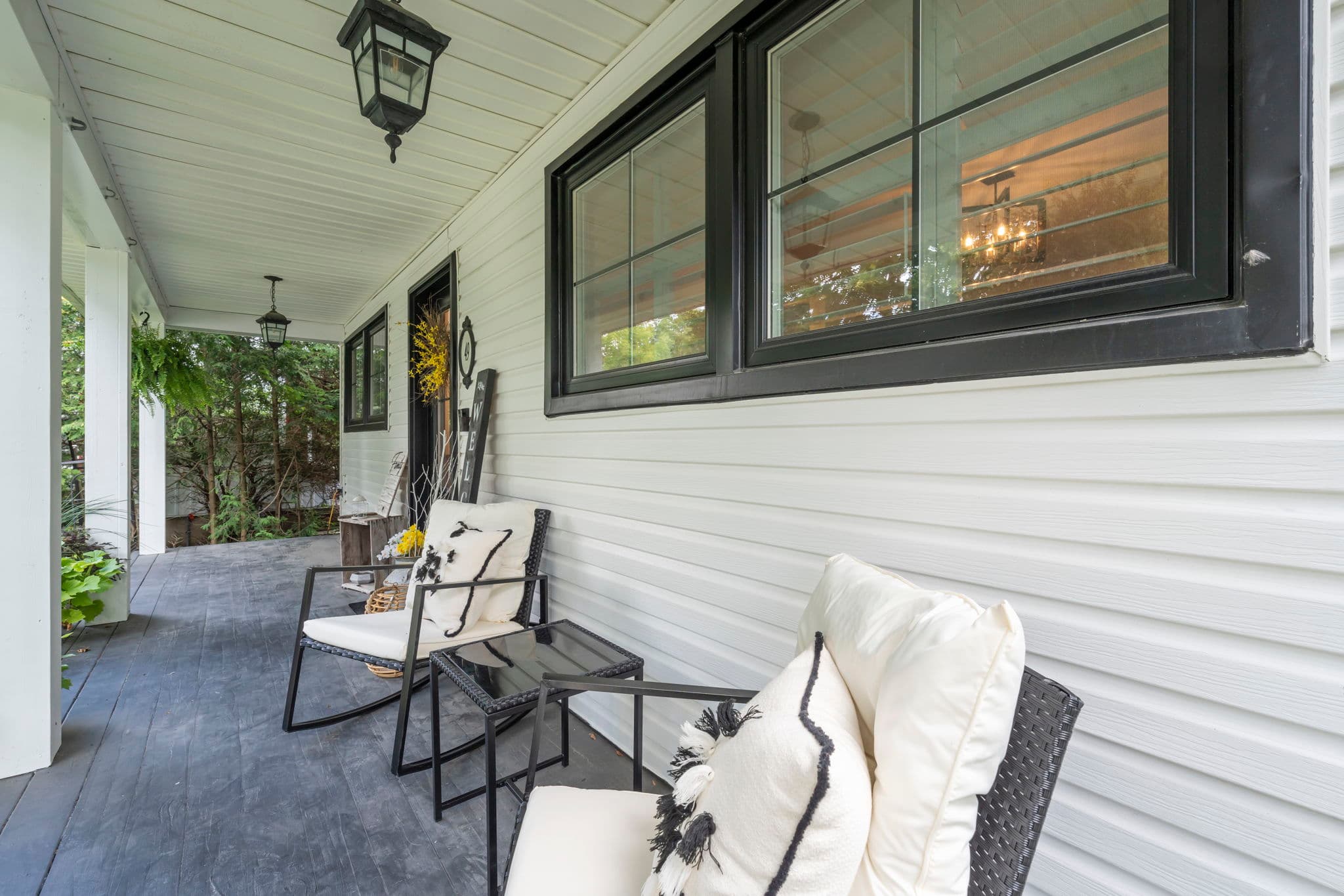 49 Cassels Rd E Whitby, ON L1M 1A4