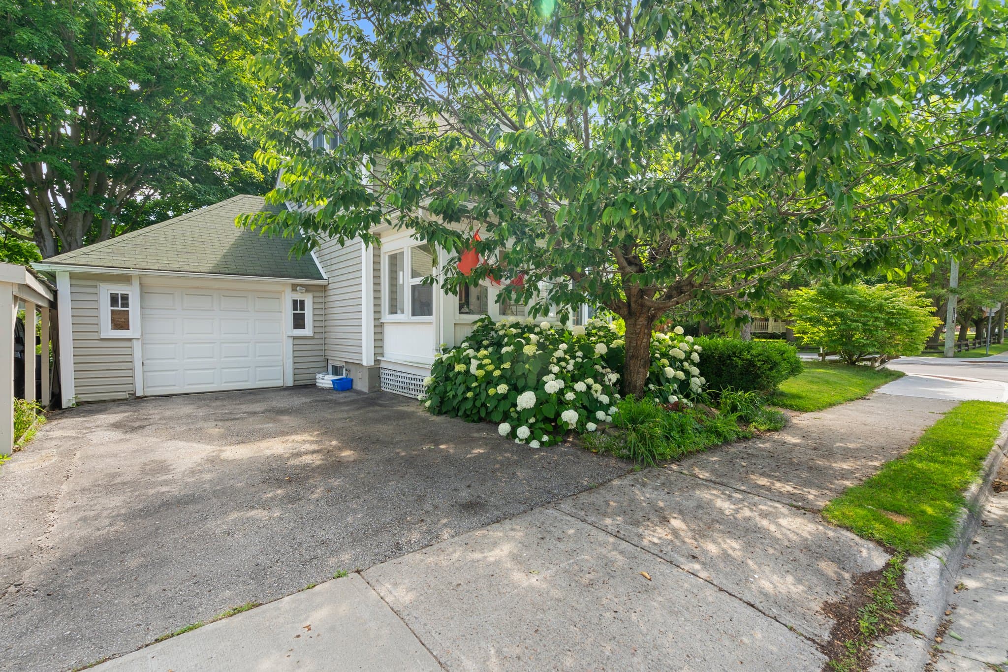 49 Marietta St Uxbridge, ON L9P 1K7