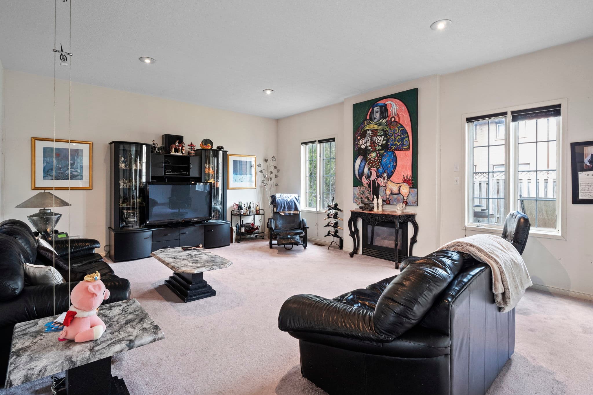 490 Elgin Mills Rd W Richmond Hill, ON L4C 4M2