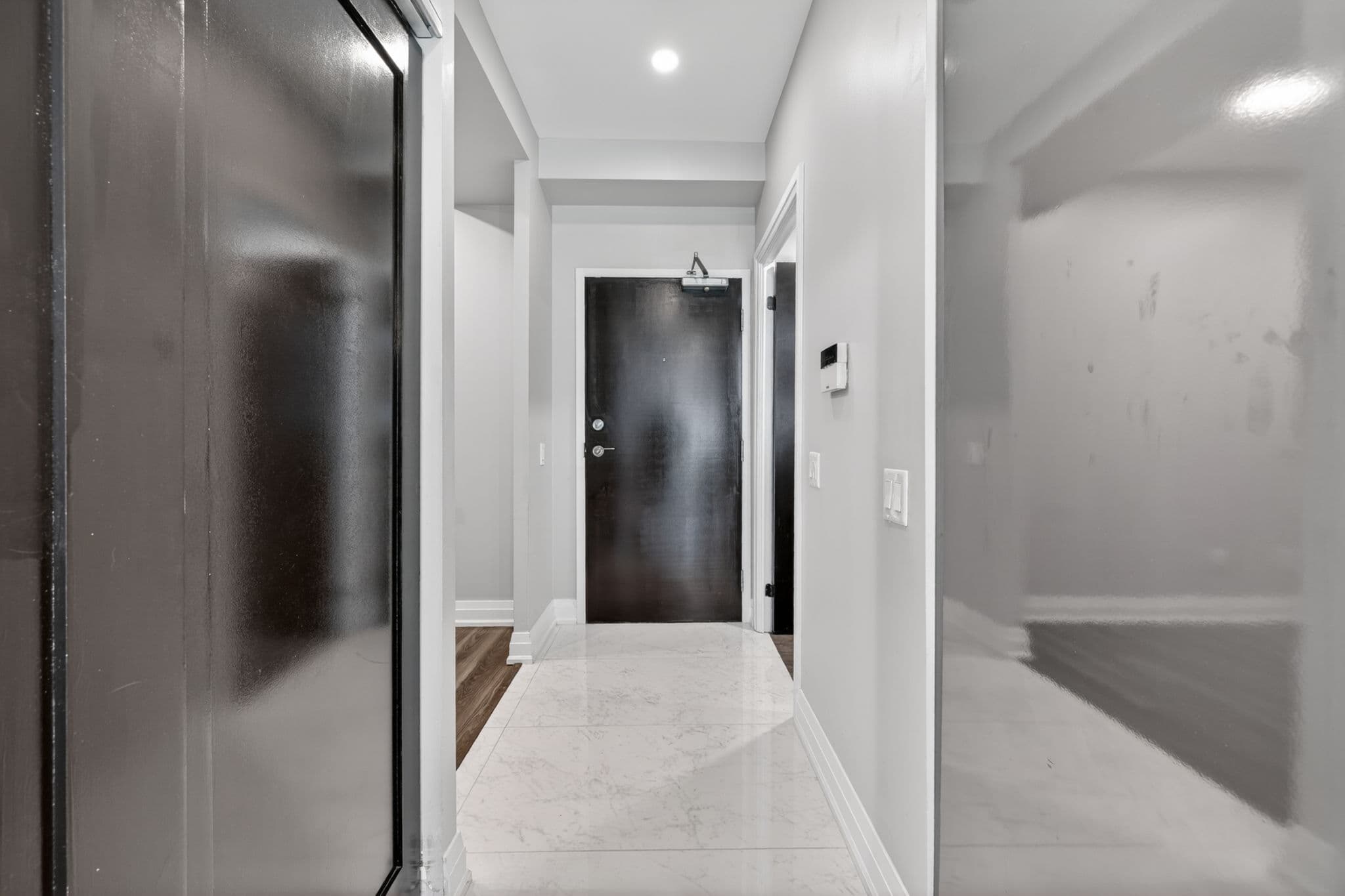 5 Marine Parade Dr Unit 411 Toronto, ON M8V 4B4