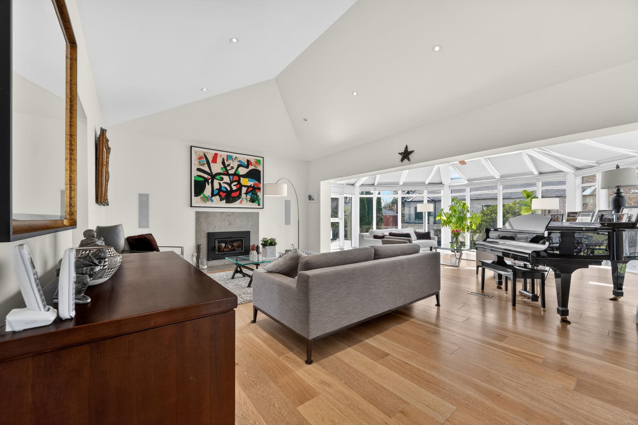 5 Purling Pl Toronto, ON M3B 1V4