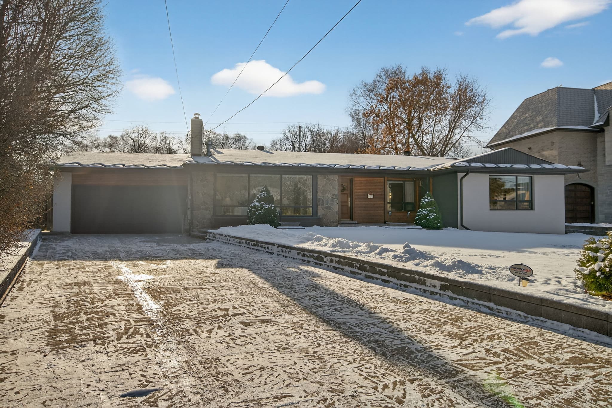 5 Sulgrave Crescent Toronto, ON M2L 1W5