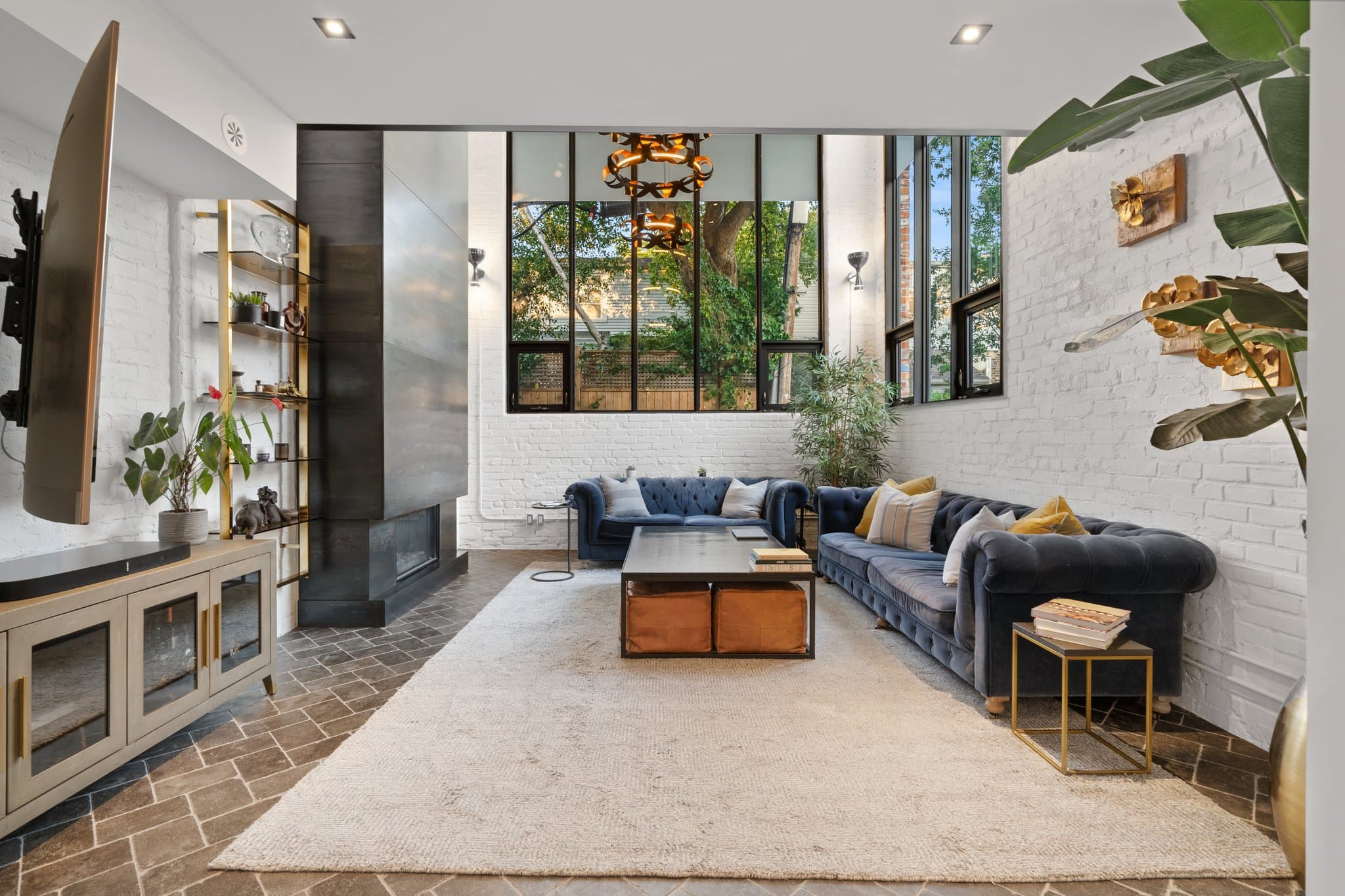 50 Bartlett Ave Unit 16 Toronto, ON M6H 3E6
