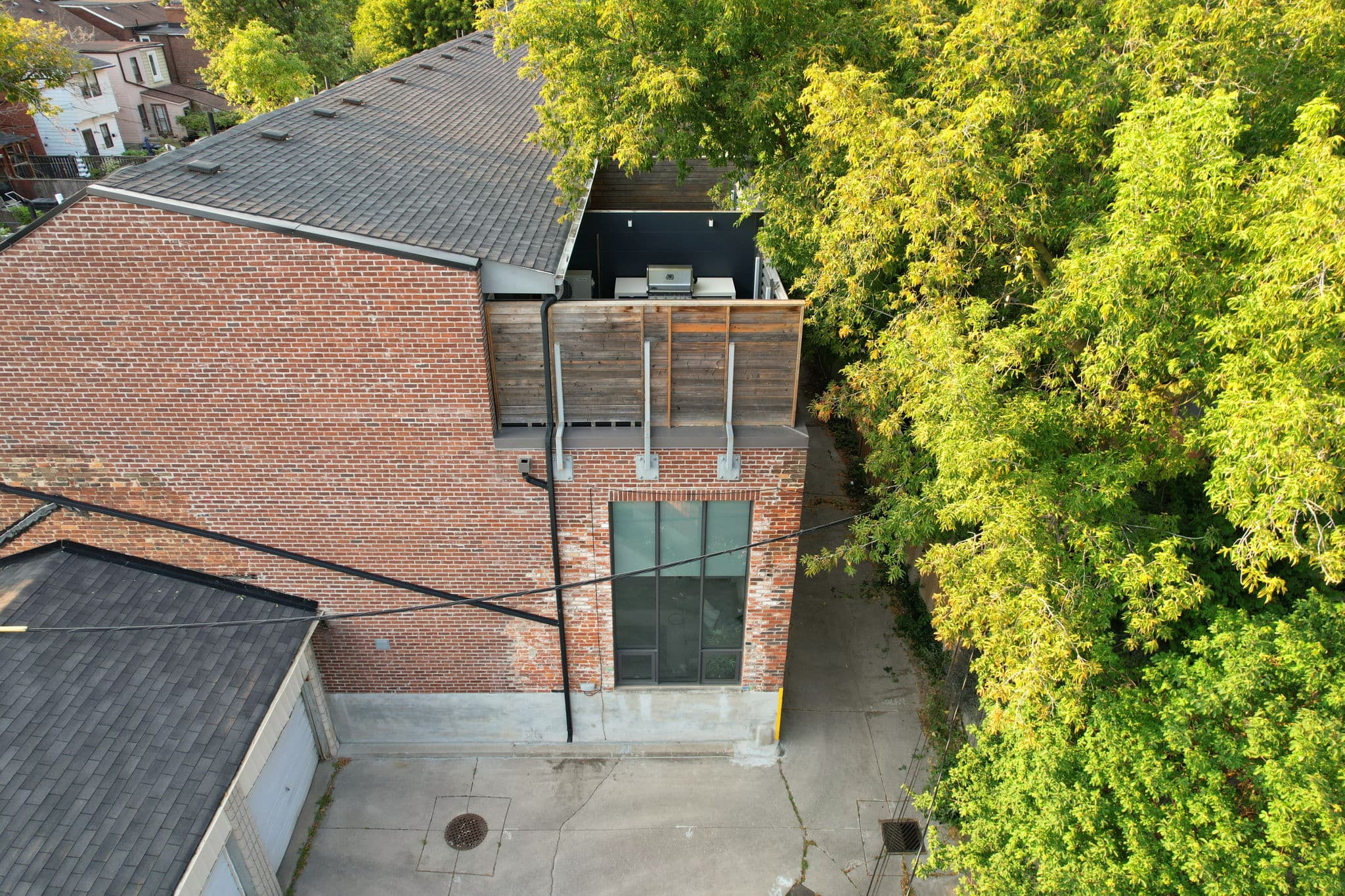 50 Bartlett Ave Unit 16 Toronto, ON M6H 3E6