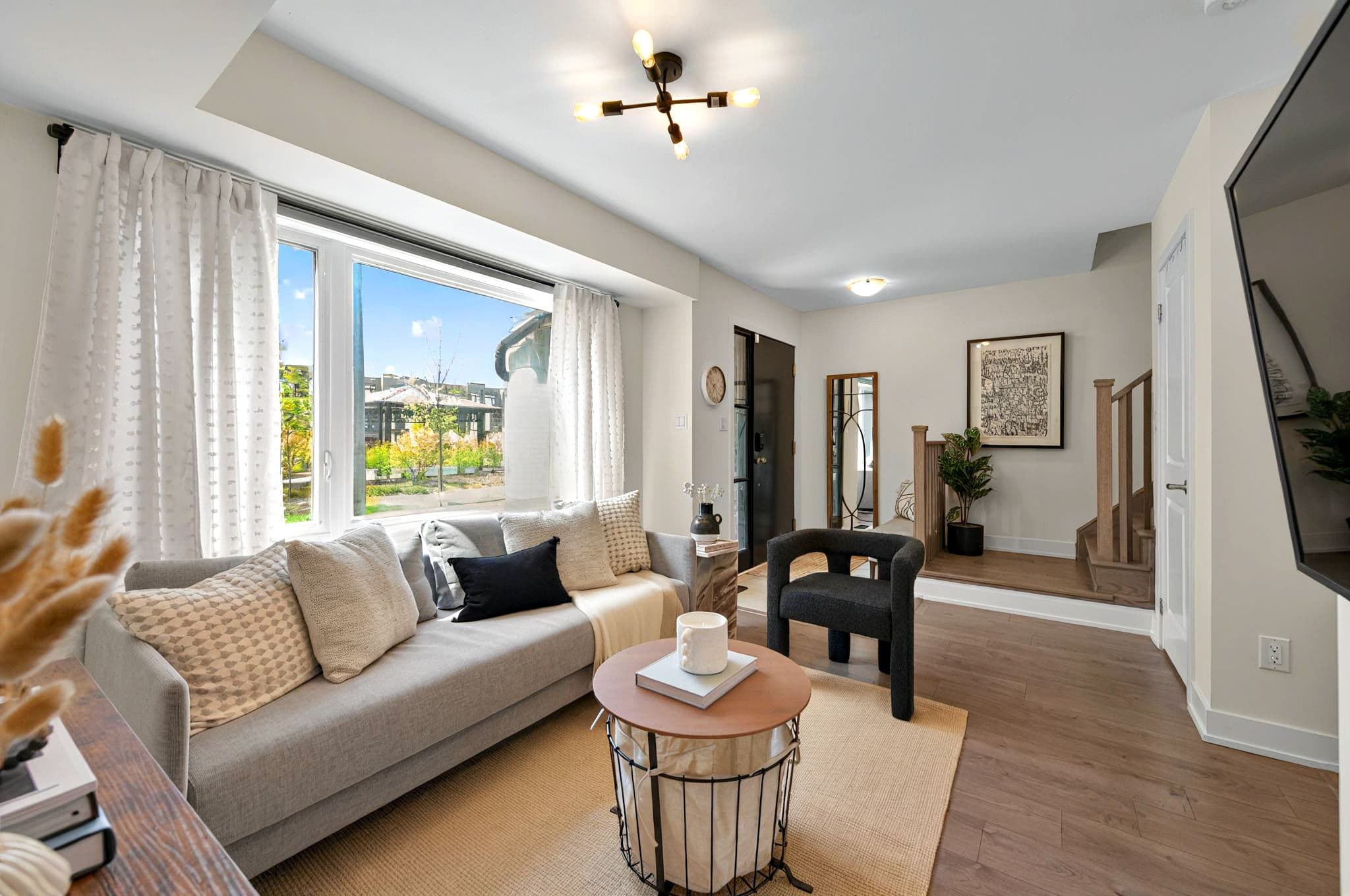 50 Carpaccio Ave Vaughan, ON L4H 4R5