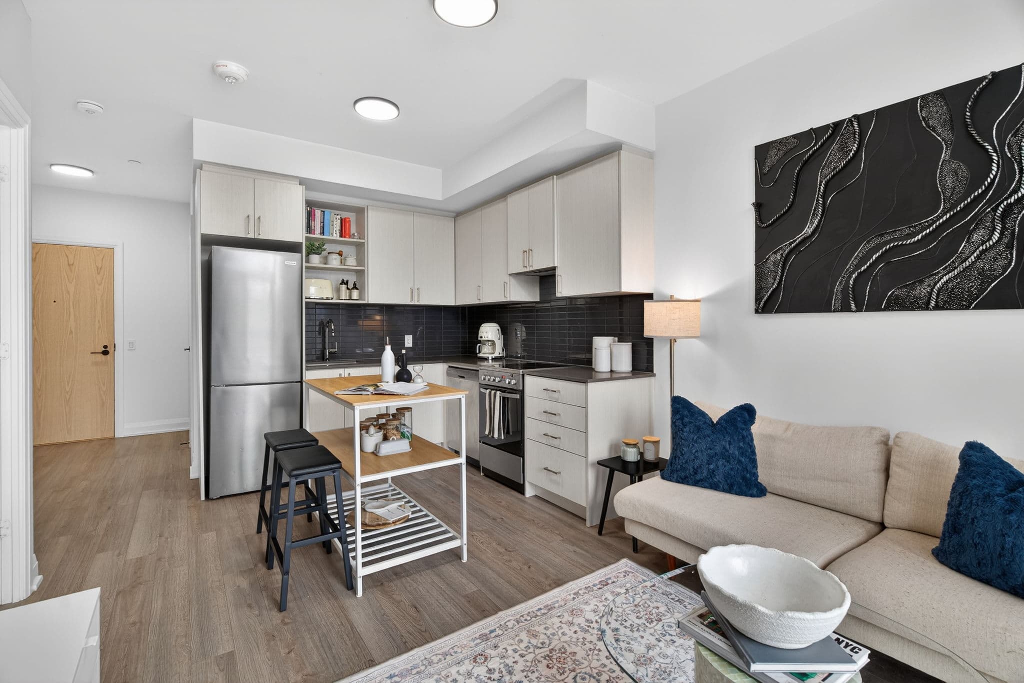 50 George Butchart Dr 106 Toronto, ON M3K 0C9