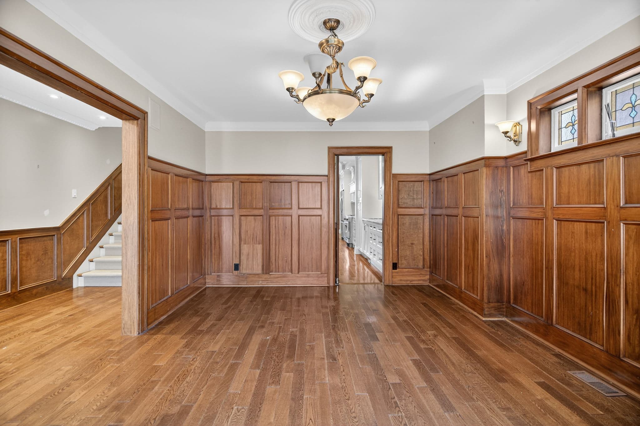 50 Golfdale Rd Toronto, ON M4N 2B6
