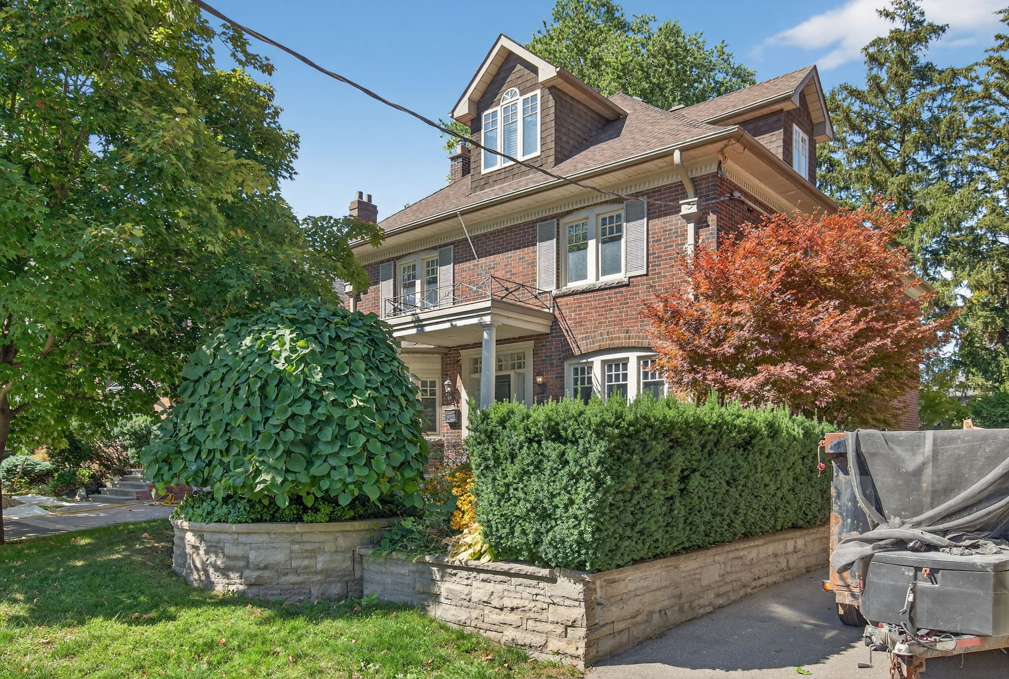 50 Golfdale Rd Toronto, ON M4N 2B6