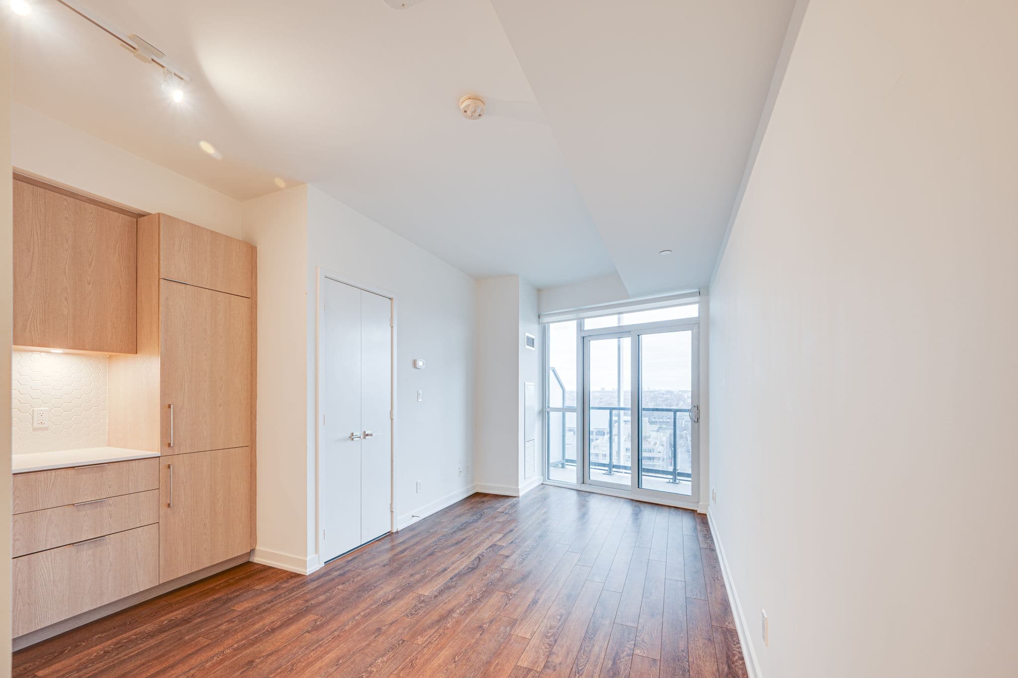 50 Ordnance St Unit 1508 Toronto, ON M6K 0C9
