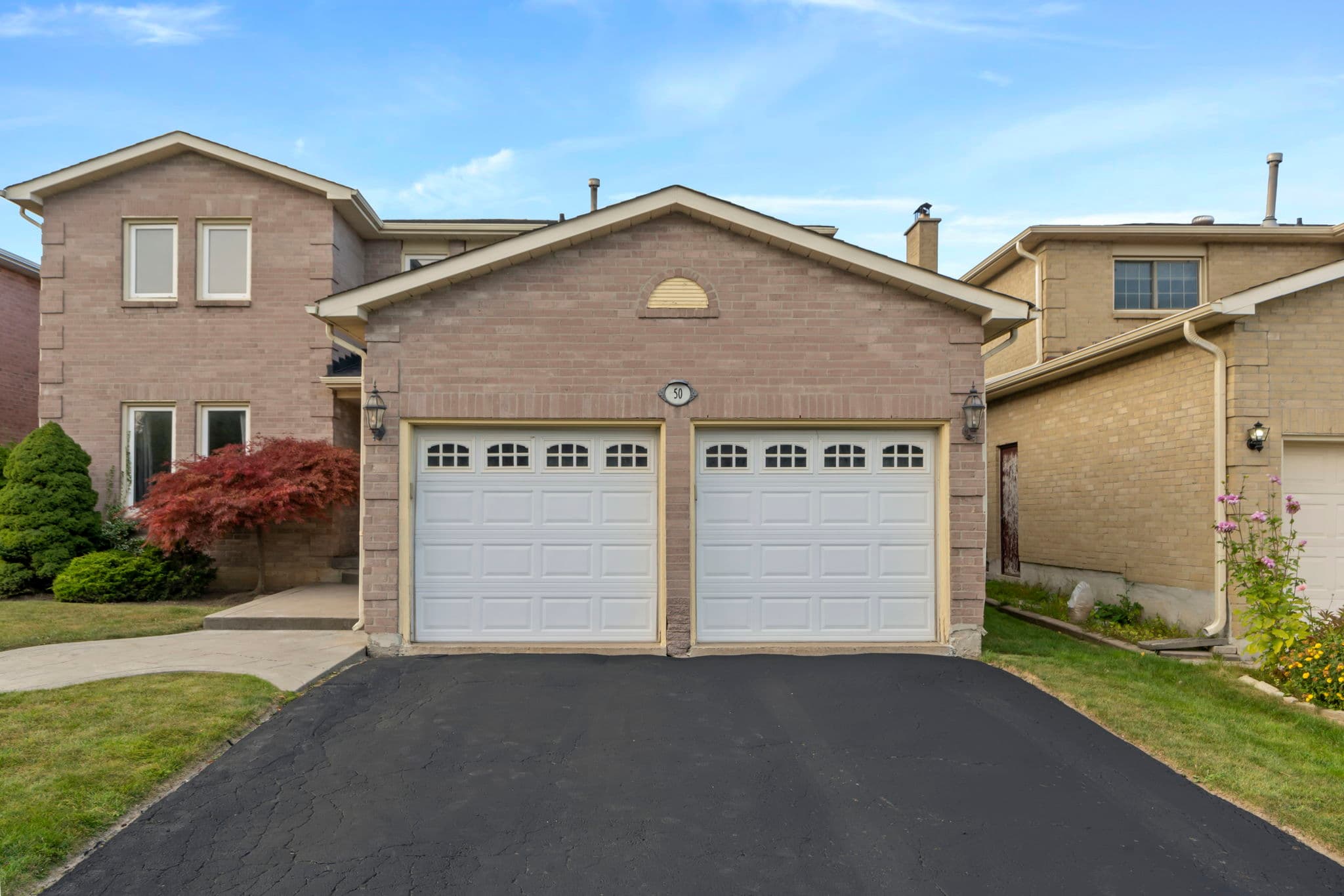 50 Pickett Crescent Richmond Hill, ON L4C 9L3