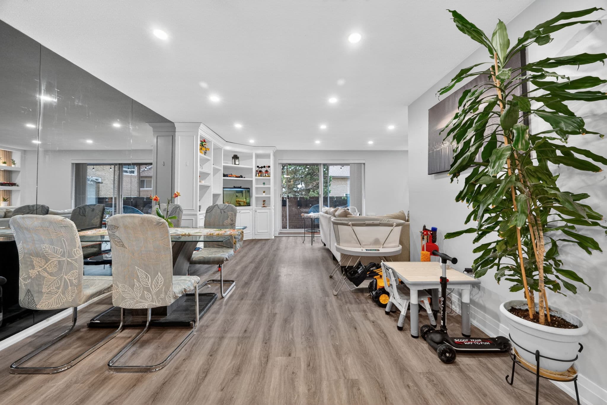 50 Scarborough Golf Club Rd Unit 159 Toronto, ON M1M 3T5