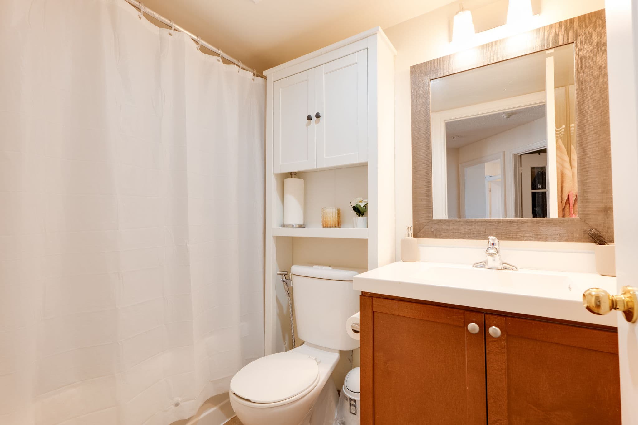 500 Doris ave Unit 819 North York, ON M2N0C1