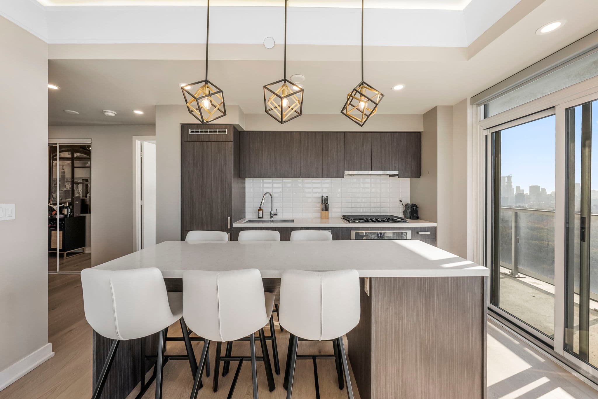 501 St Clair Ave W Unit 1907 Toronto, ON M5P 0A2