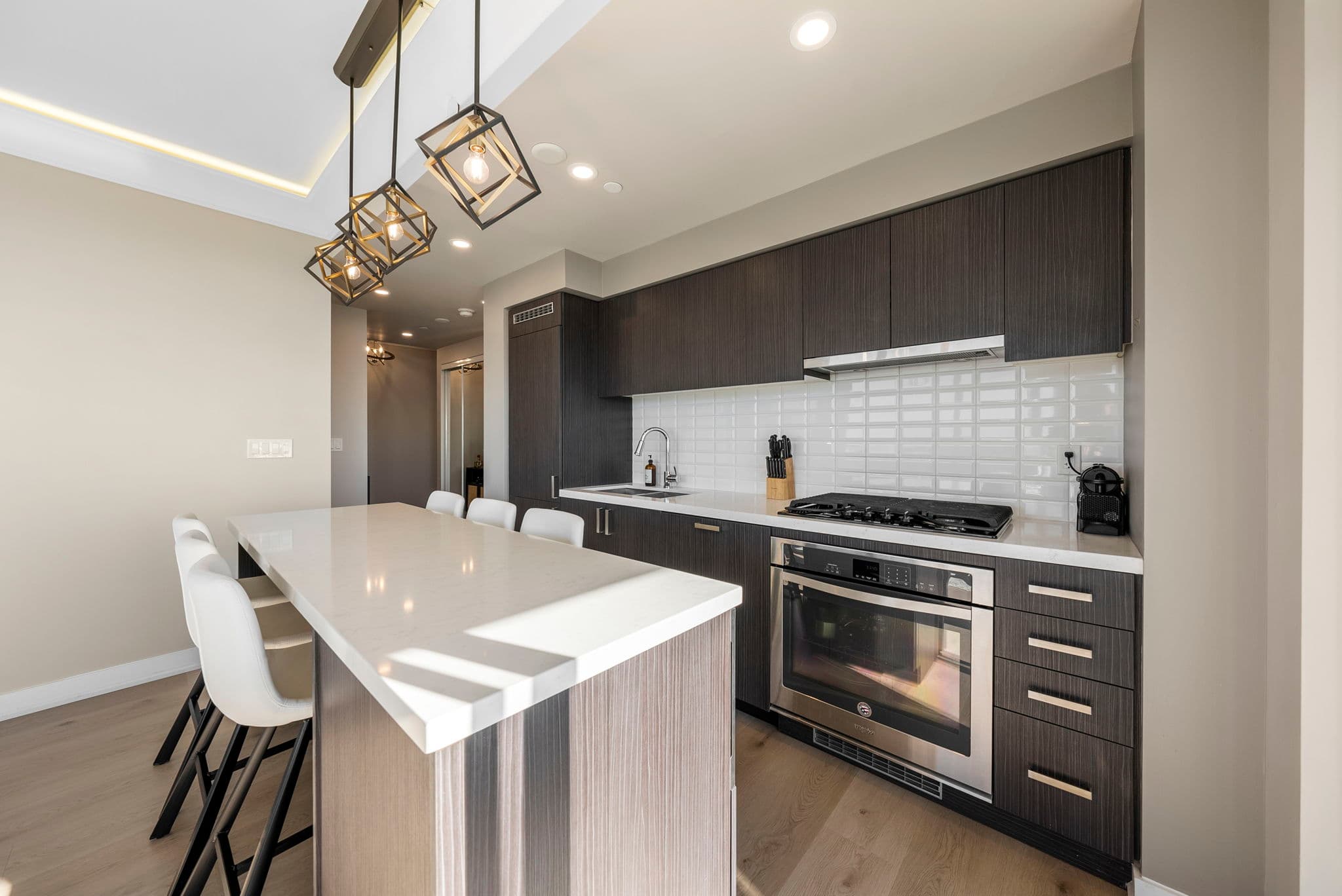 501 St Clair Ave W Unit 1907 Toronto, ON M5P 0A2