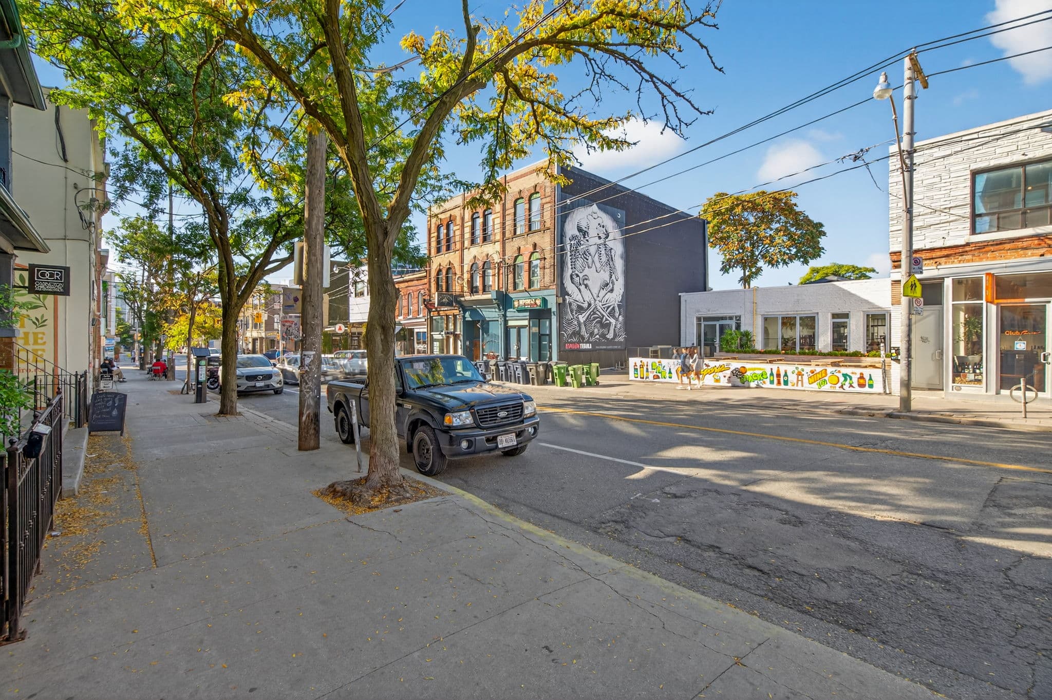 55 Halton St unit 103 Toronto, ON M6J 1R5
