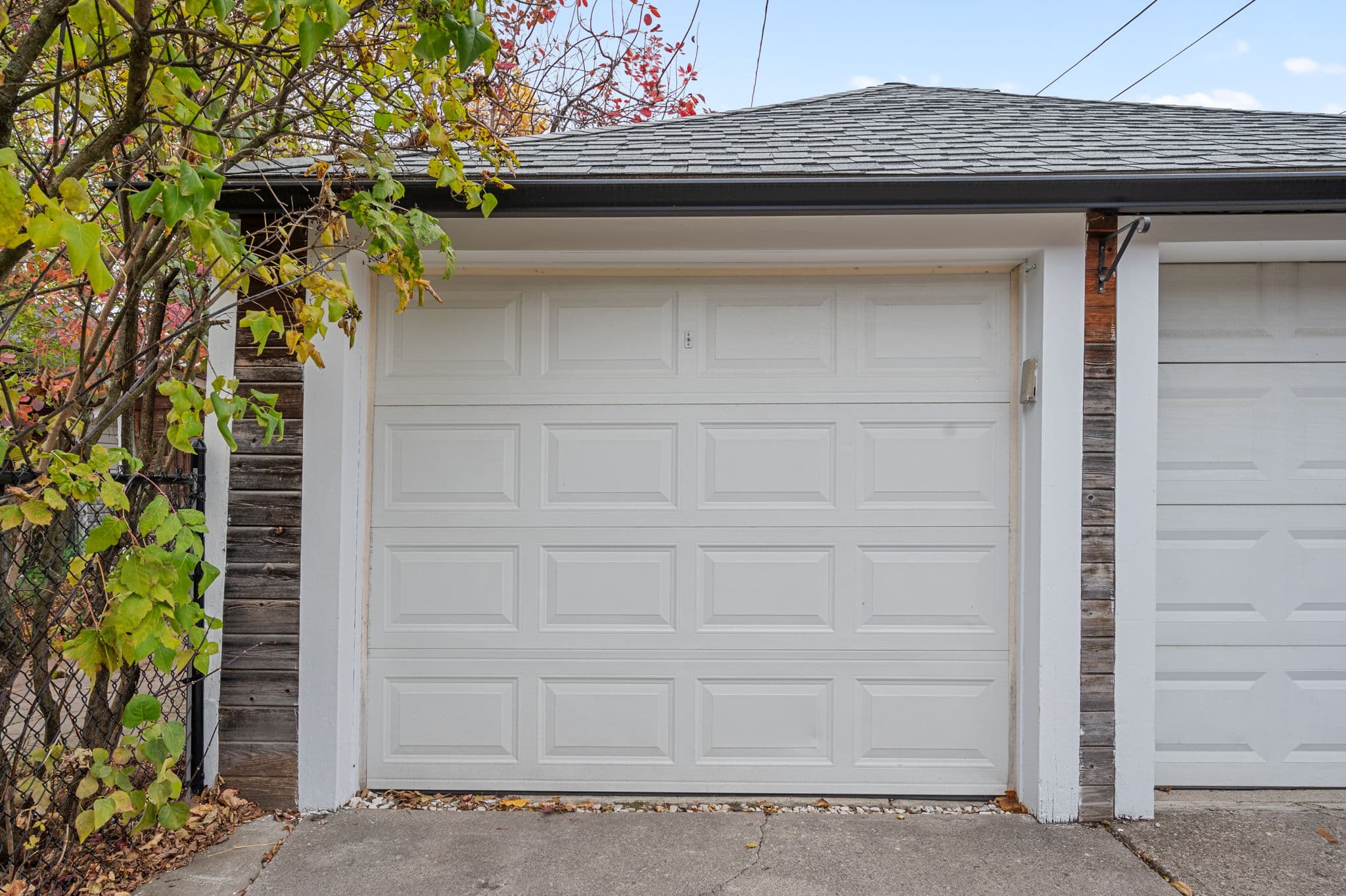 51 Hertle Ave Toronto, ON M4L 2T3