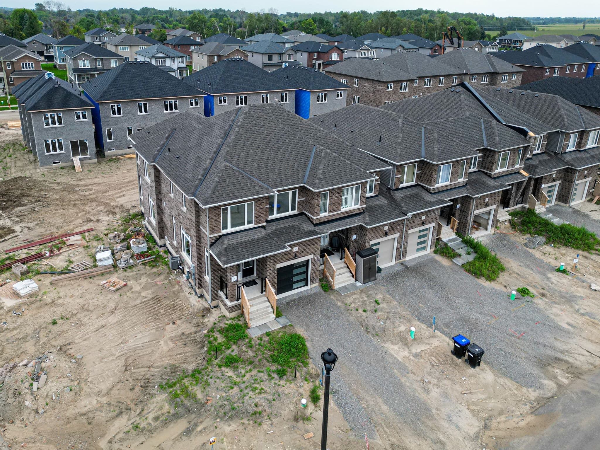 51 Lisa St Wasaga Beach, ON L9Z 1J9