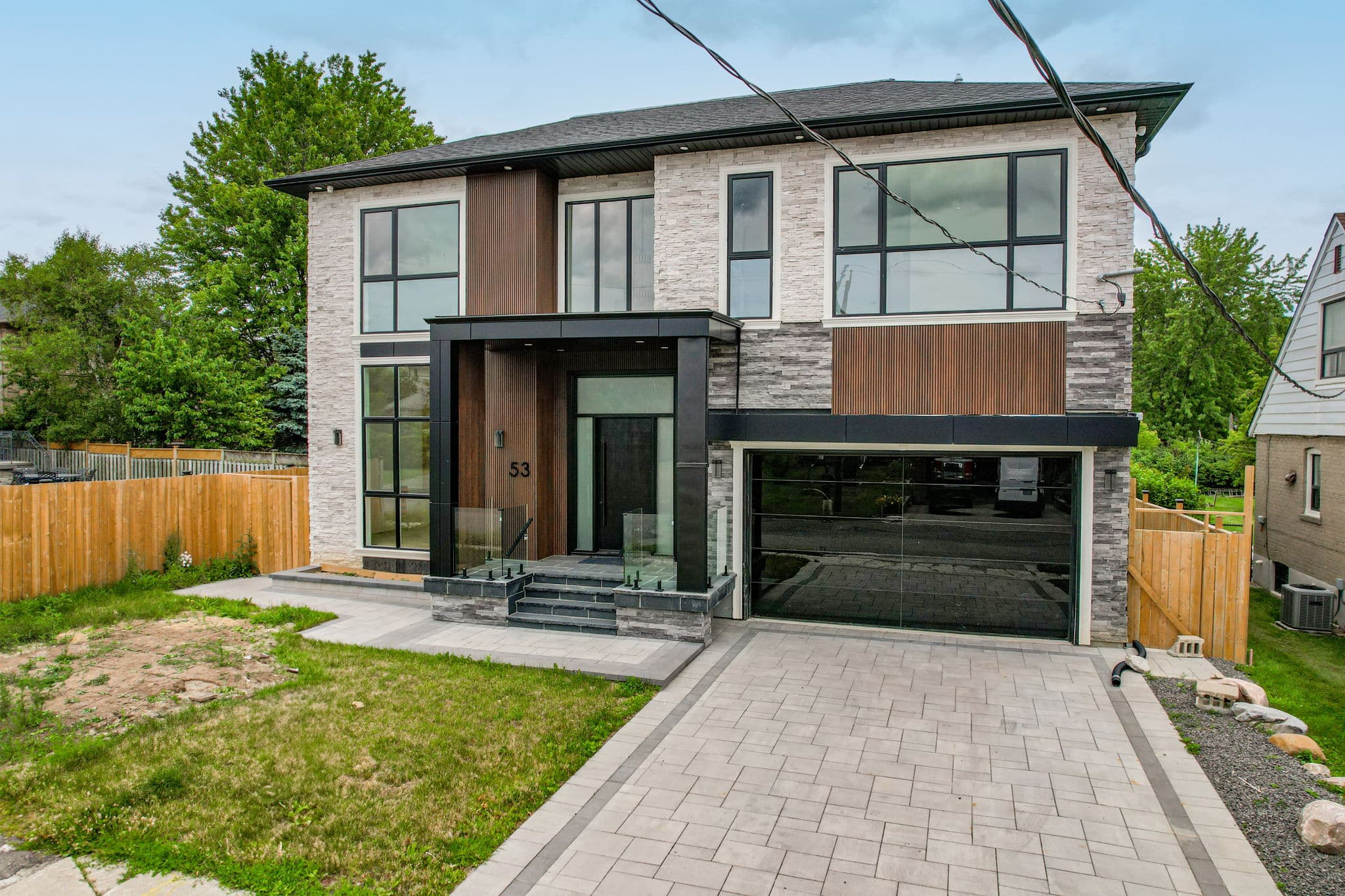 53 Celt Ave Toronto, ON M6A 1H2