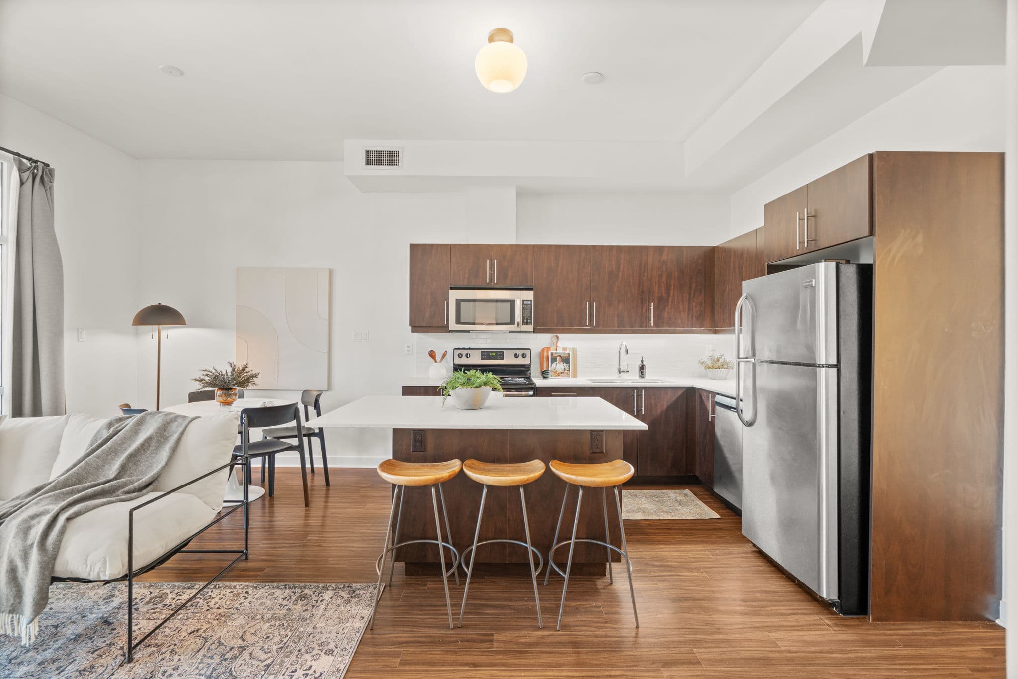 53 Colgate Ave Unit 201 Toronto, ON M4M