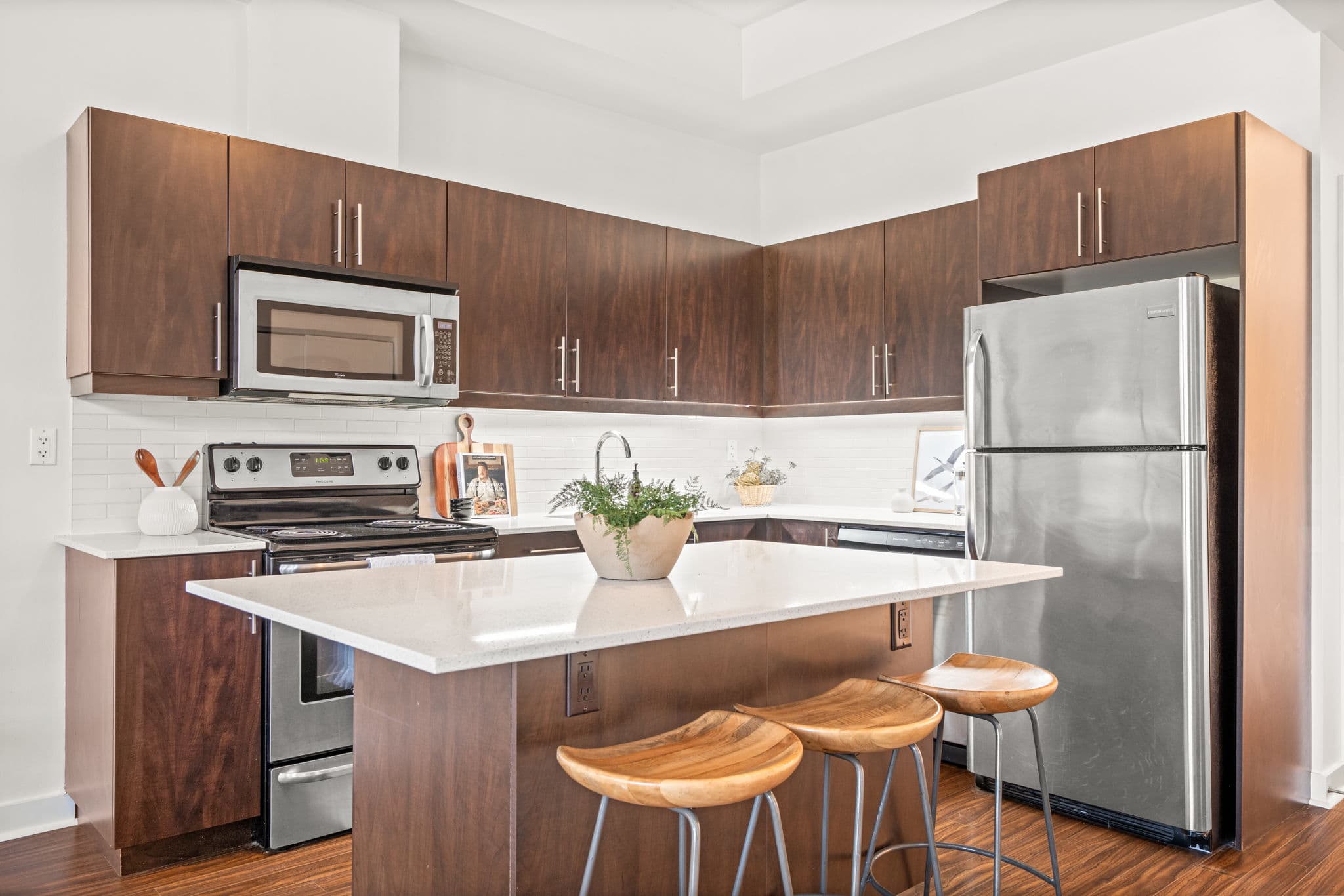 53 Colgate Ave Unit 201 Toronto, ON M4M